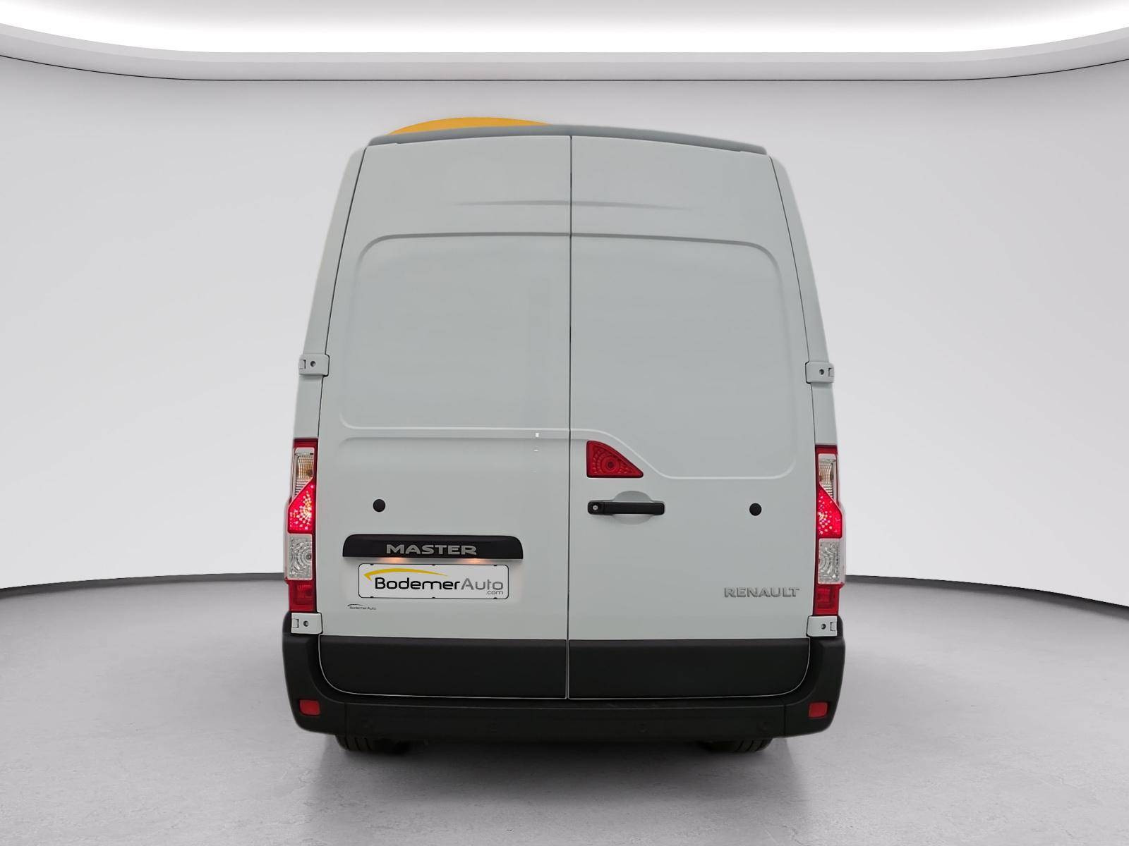 Vente en ligne Renault Master Fourgon MASTER FGN TRAC F3500 L3H3 BLUE DCI 135 au prix de 26 990 €