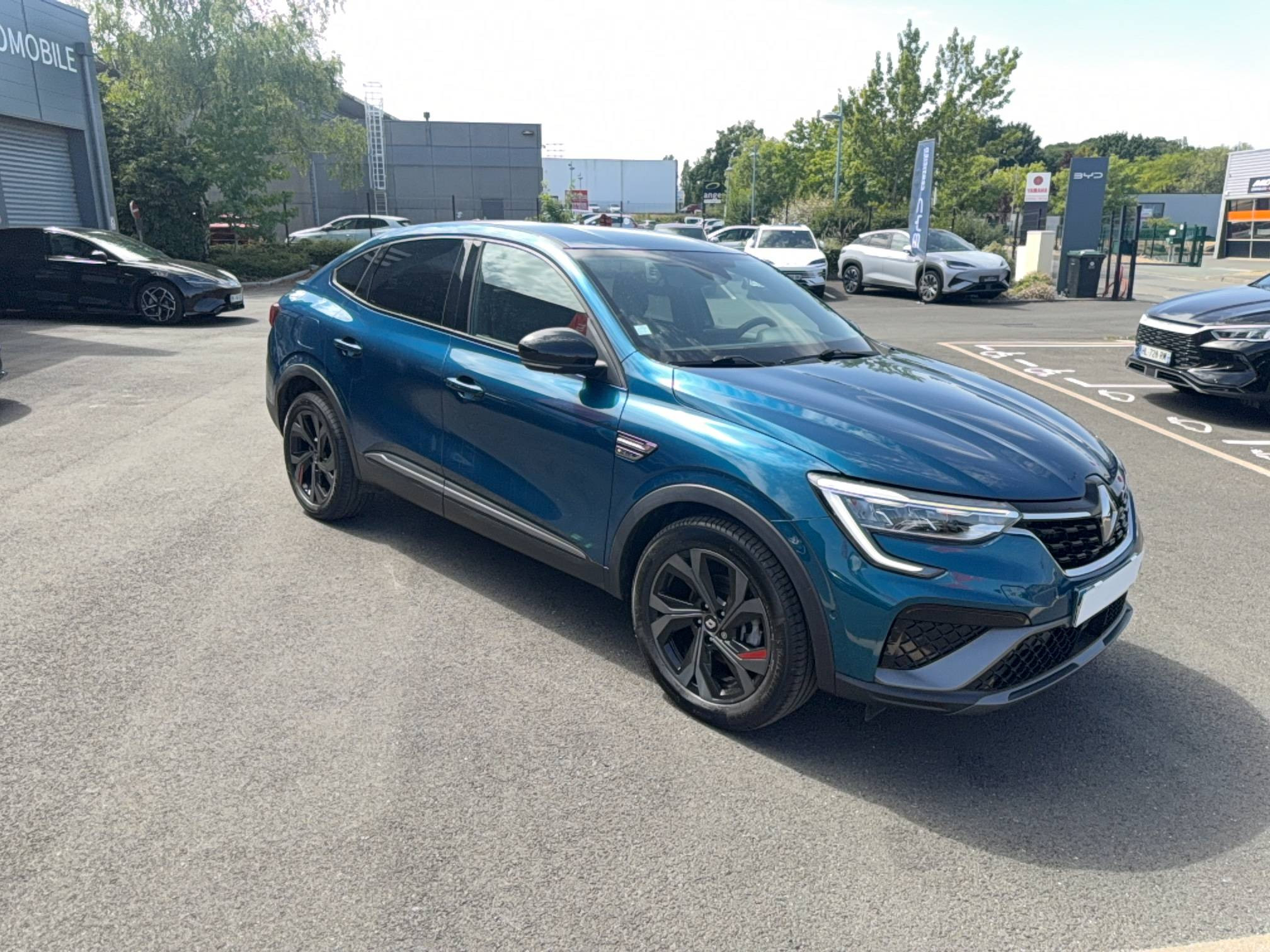 Vente en ligne Renault Arkana  E-Tech 145 au prix de 15 490 €
