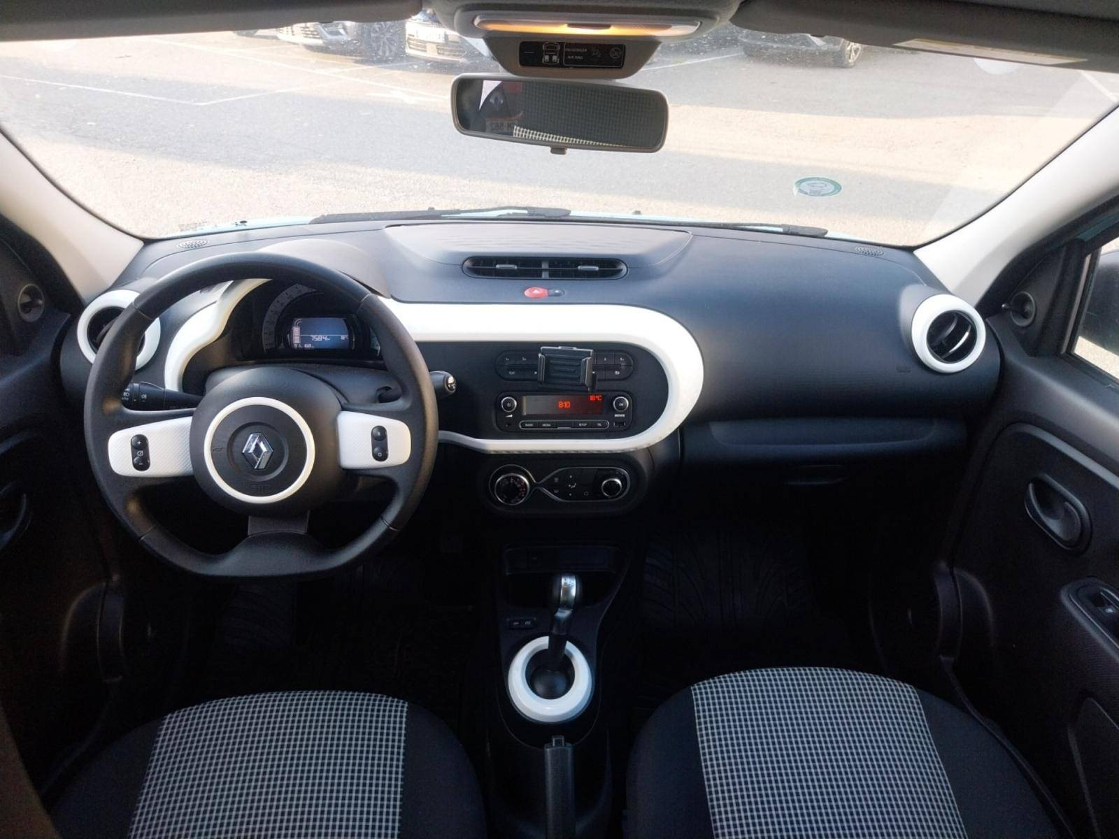 Vente en ligne Renault Twingo Electrique Twingo III E-Tech au prix de 13 990 €