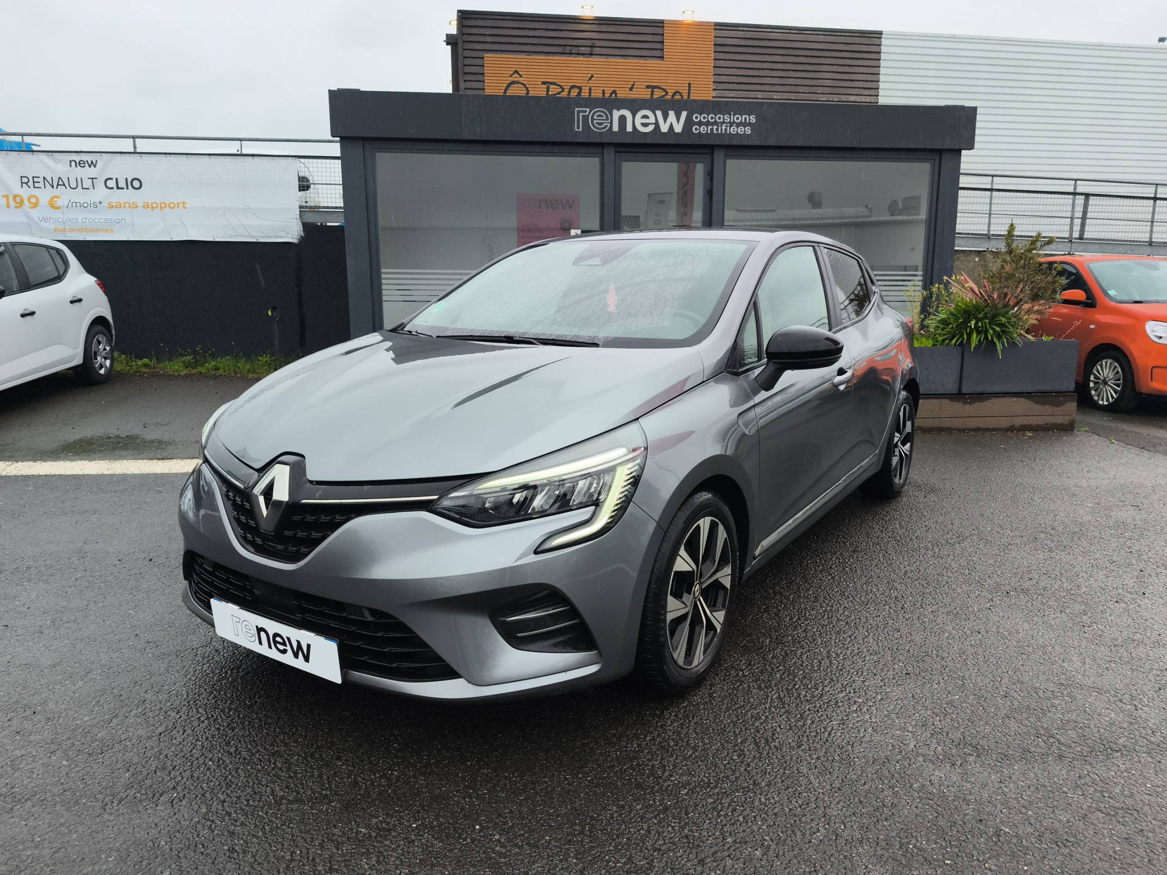 Renault Clio 5 Clio TCe 100 GPL occasion de 2023 en vente à Paimpol