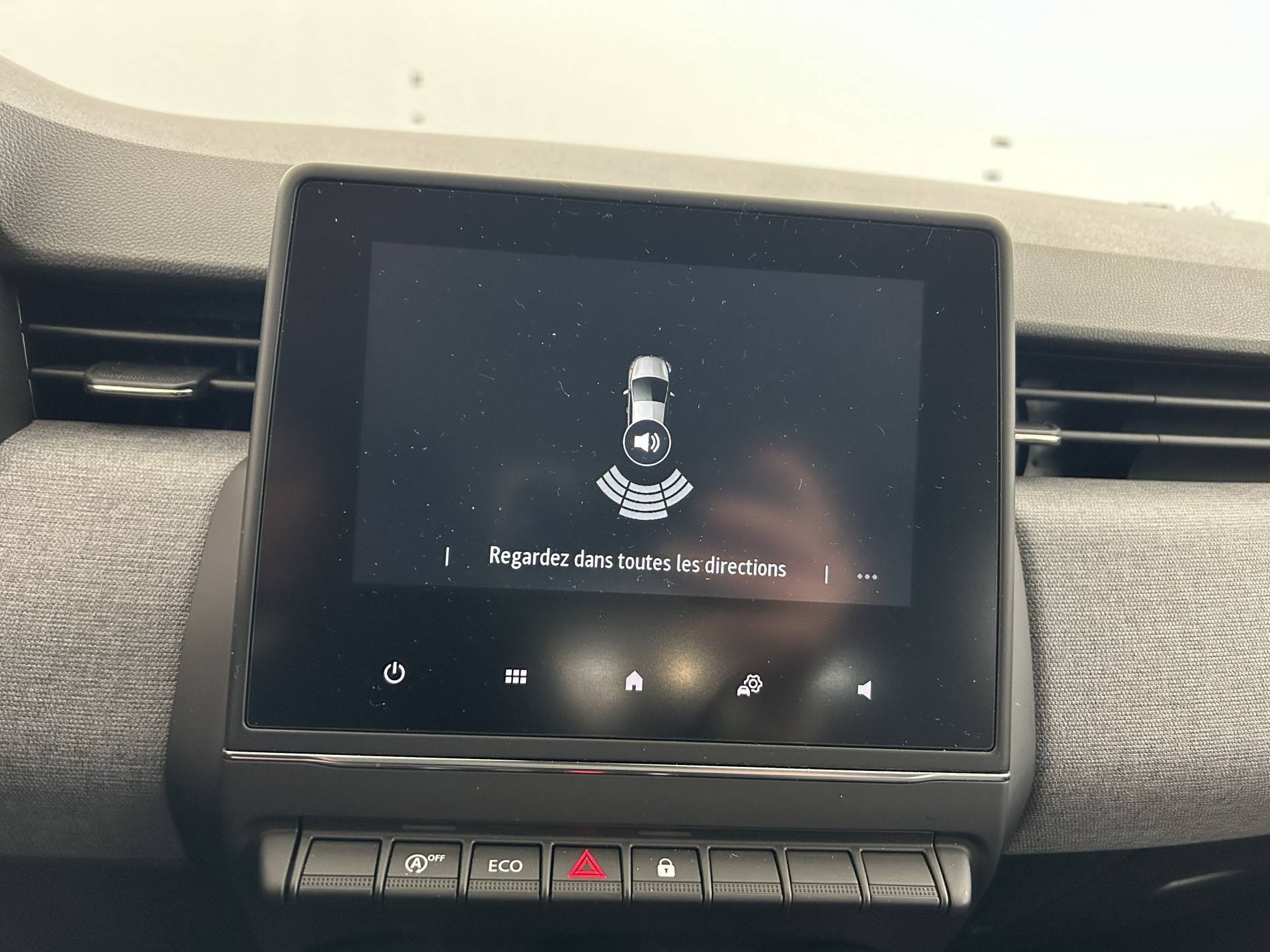 Vente en ligne Renault Clio 5 Clio TCe 90 au prix de 15 490 €