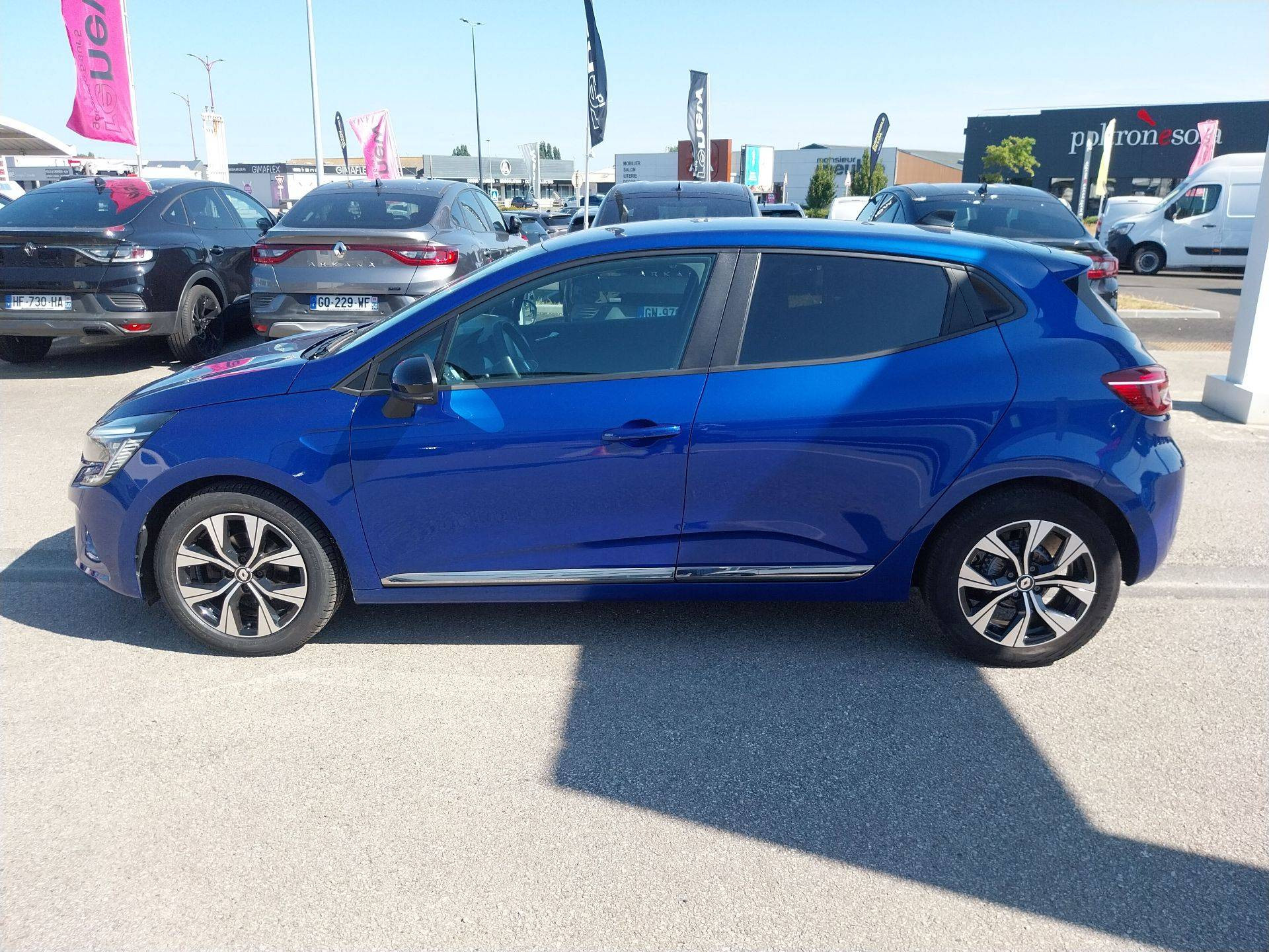 Vente en ligne Renault Clio 5 Clio TCe 100 GPL au prix de 14 990 €