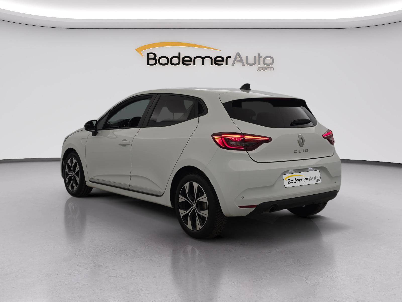 Vente en ligne Renault Clio 5 Clio Blue dCi 100 au prix de 13 291 €