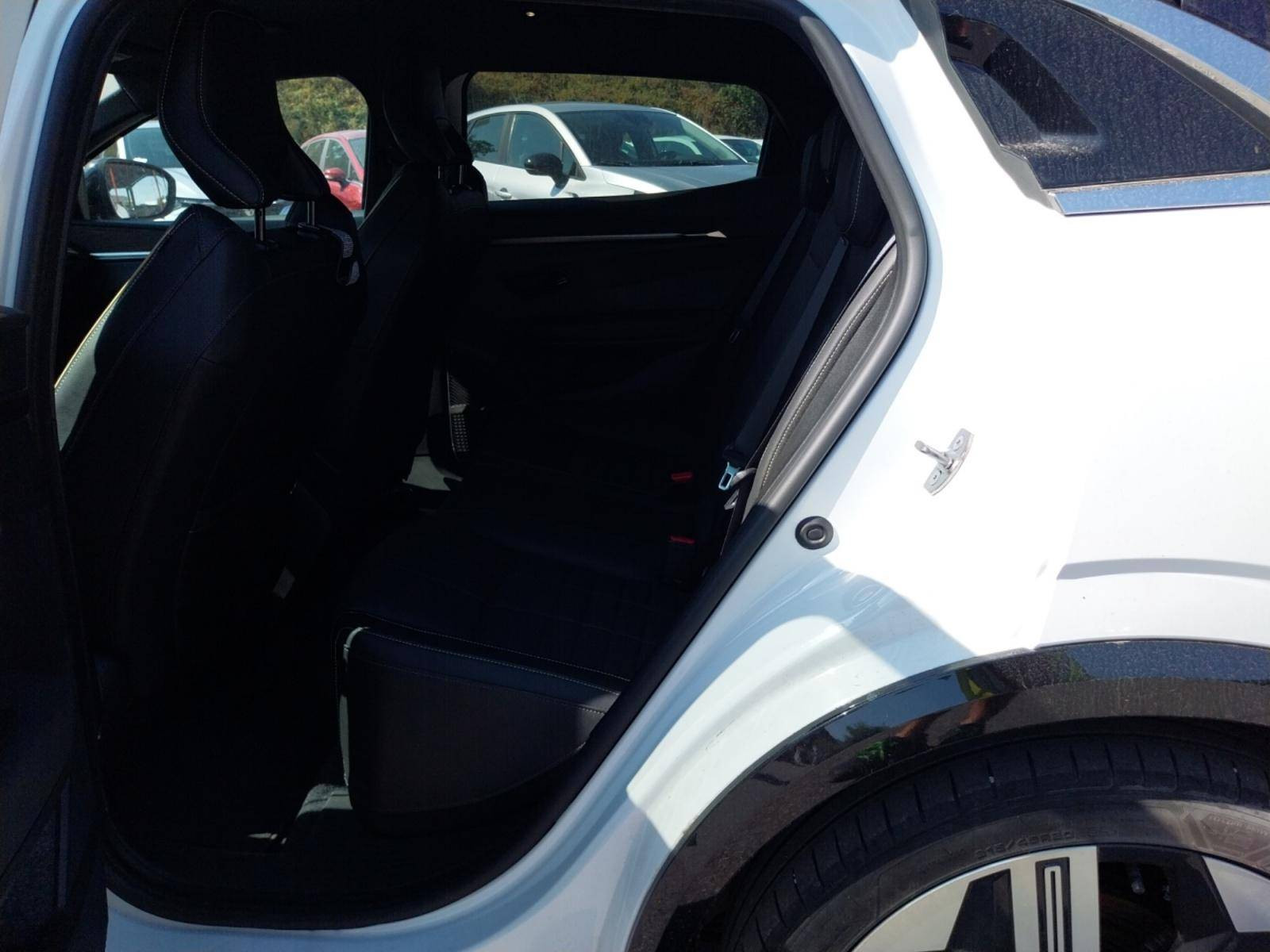 Vente en ligne Renault Megane E-Tech  EV60 220 ch super charge au prix de 27 490 €