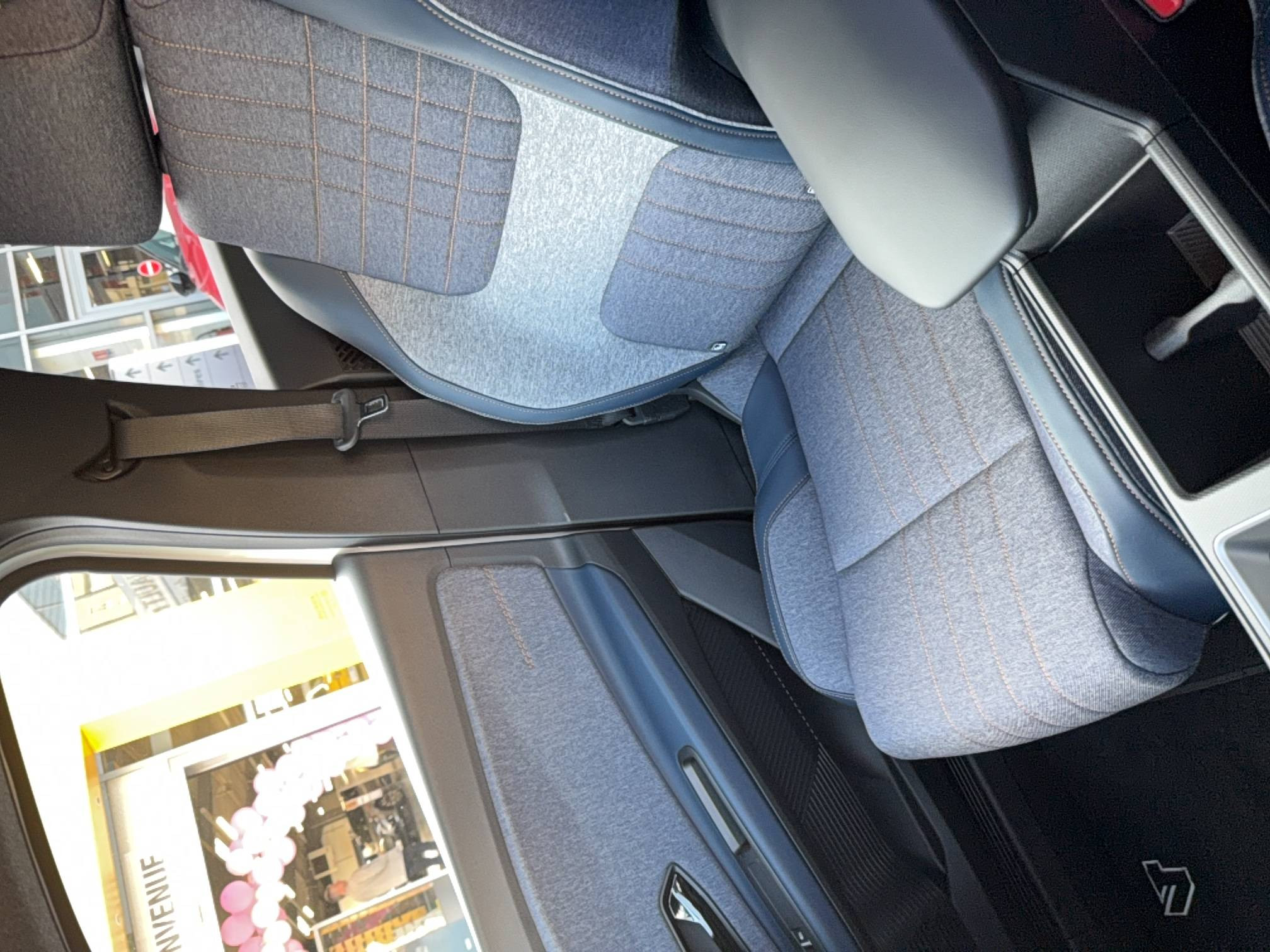 Vente en ligne Renault R4 E-Tech  150 ch autonomie confort au prix de 33 540 €