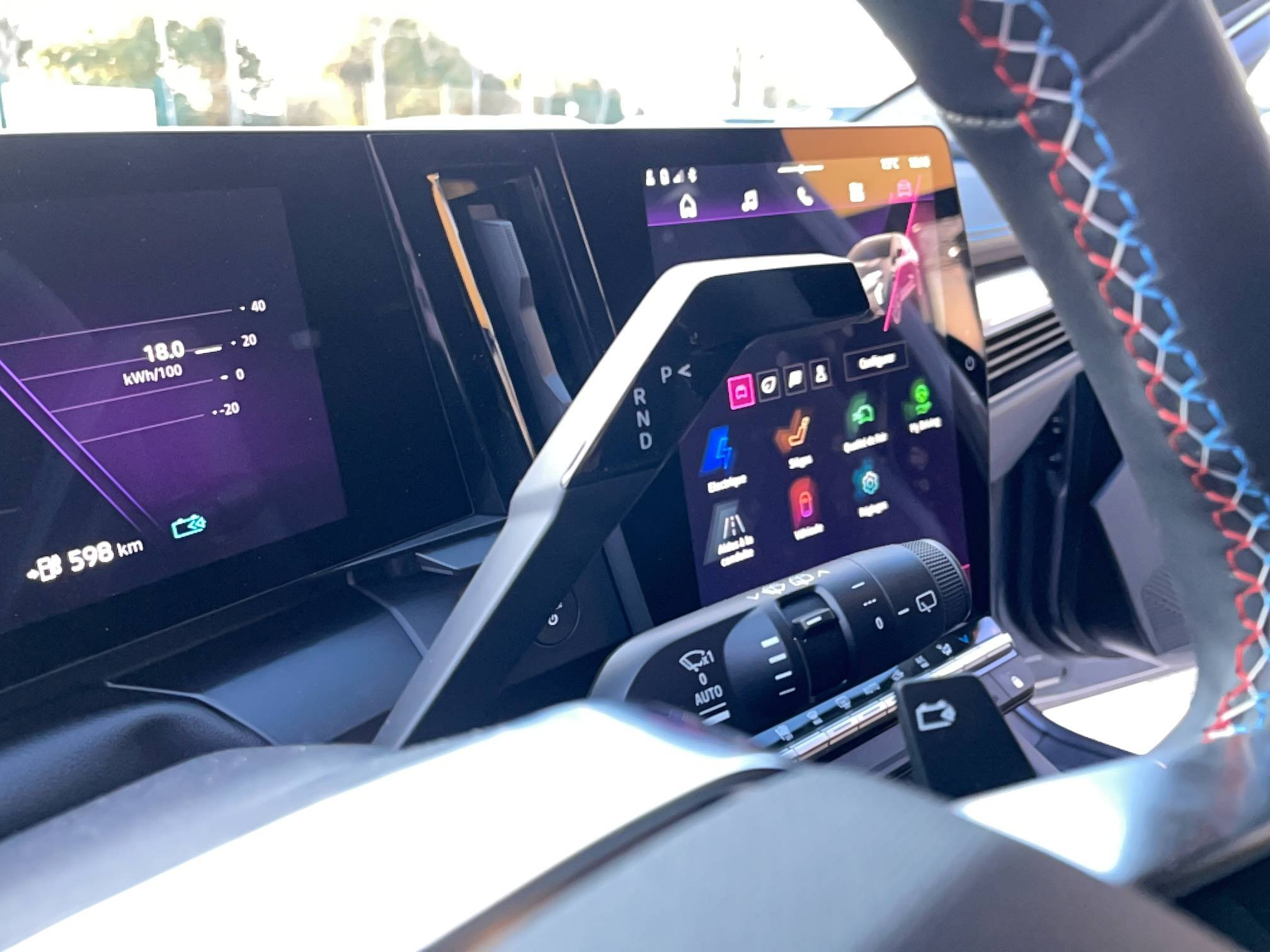 Vente en ligne Renault Scenic E-Tech  220 ch grande autonomie au prix de 44 990 €