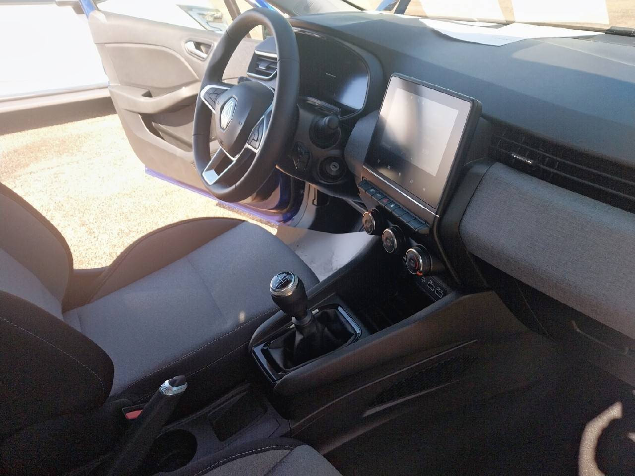 Vente en ligne Renault Clio 5 Clio TCe 90 au prix de 15 490 €