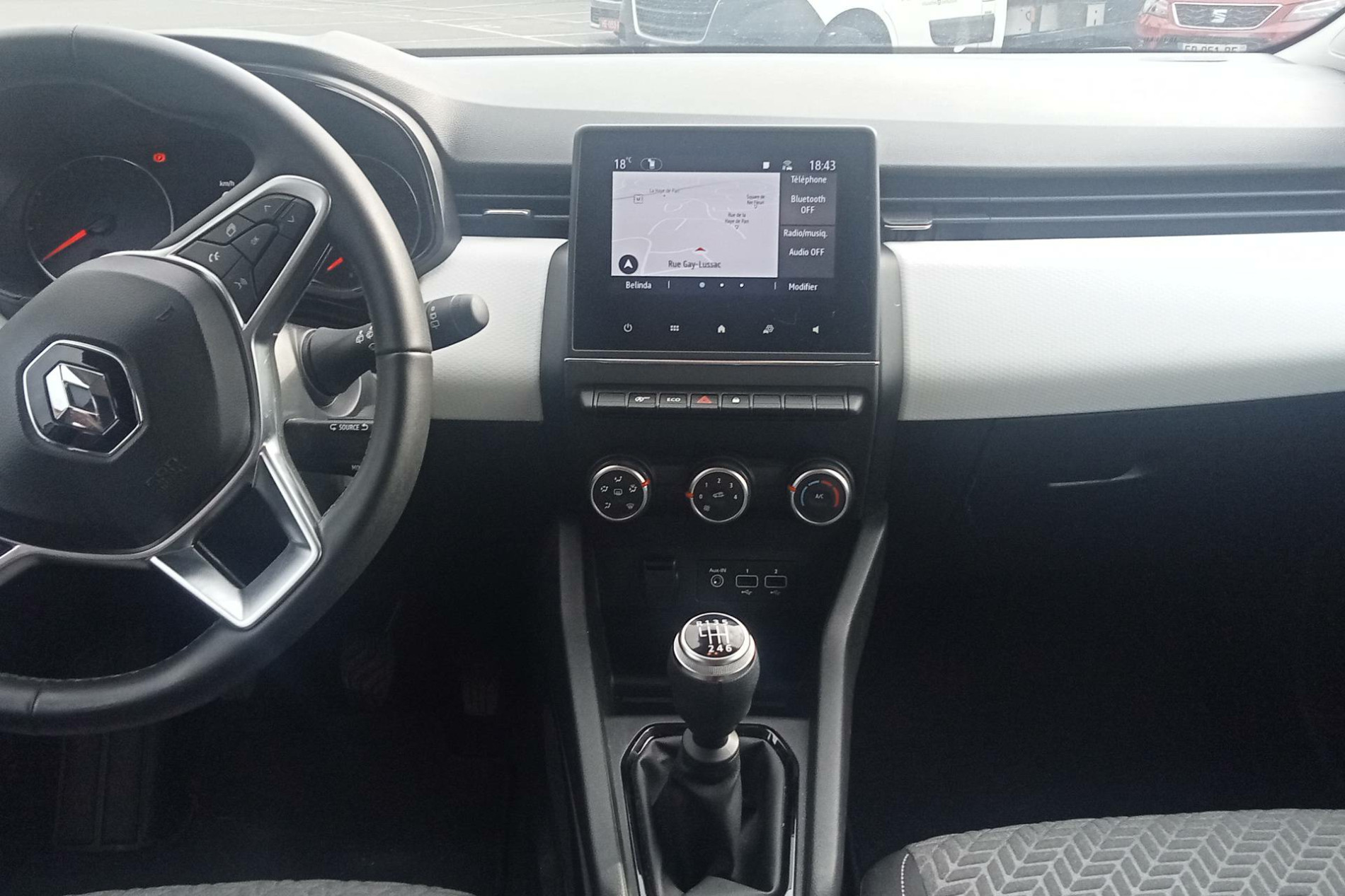 Vente en ligne Renault Clio 5 Clio TCe 90 au prix de 13 490 €