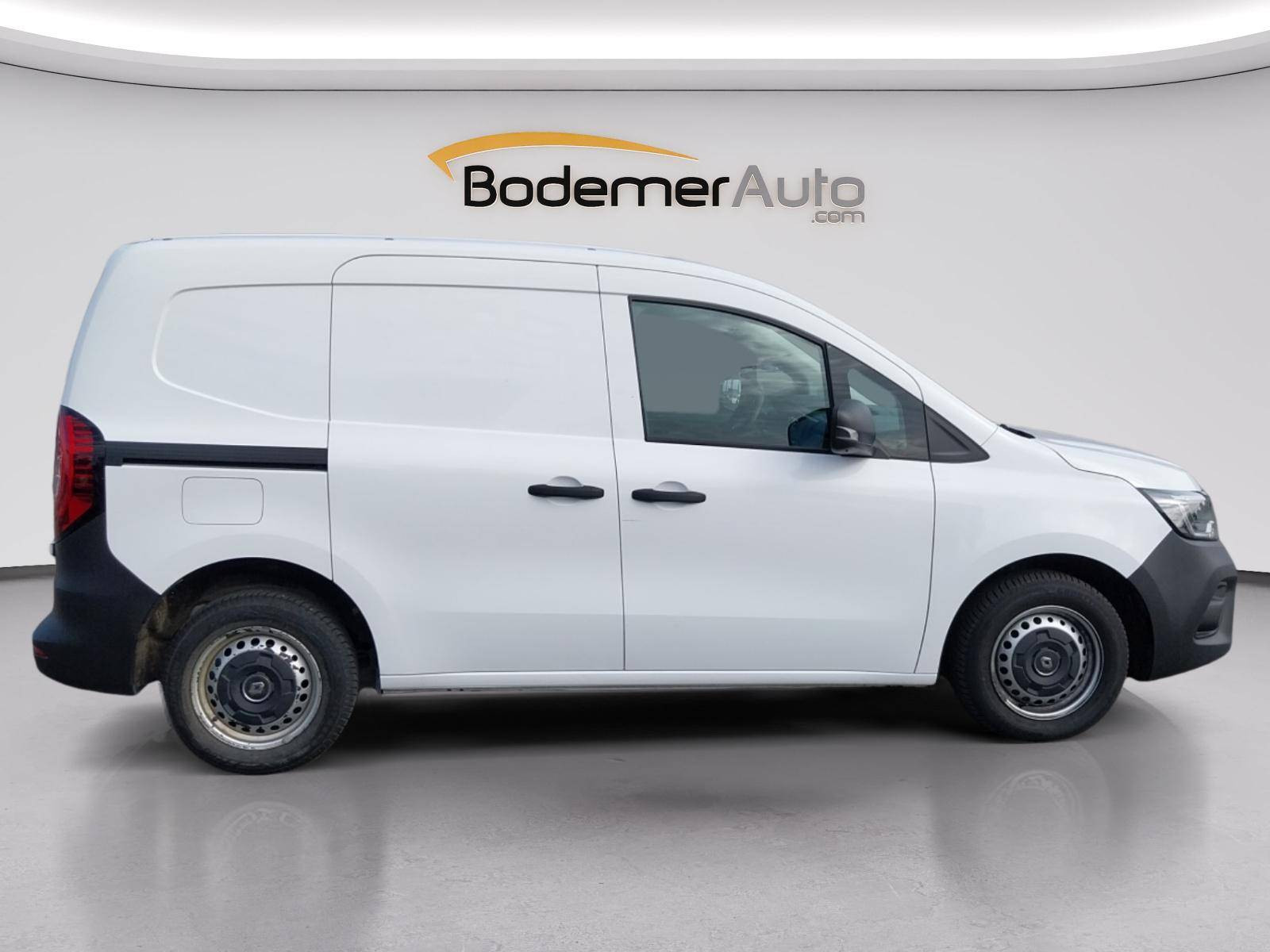 Vente en ligne Renault Kangoo Van  BLUE DCI 95 au prix de 14 490 €