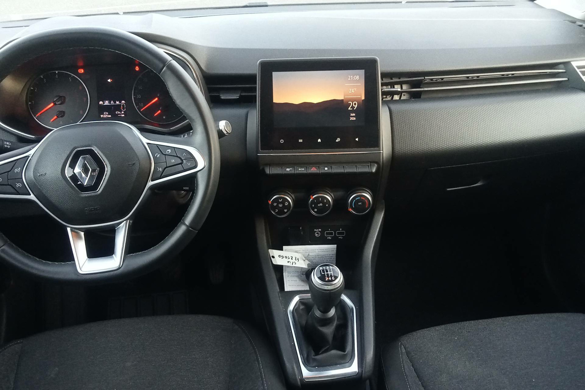 Vente en ligne Renault Clio 5 Clio TCe 90 - 21 au prix de 13 990 €