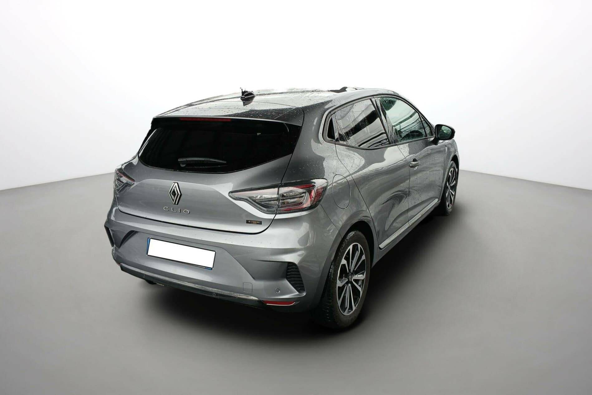 Vente en ligne Renault Clio 5 Clio E-Tech full hybrid 145 ch GSR2 au prix de 20 999 €