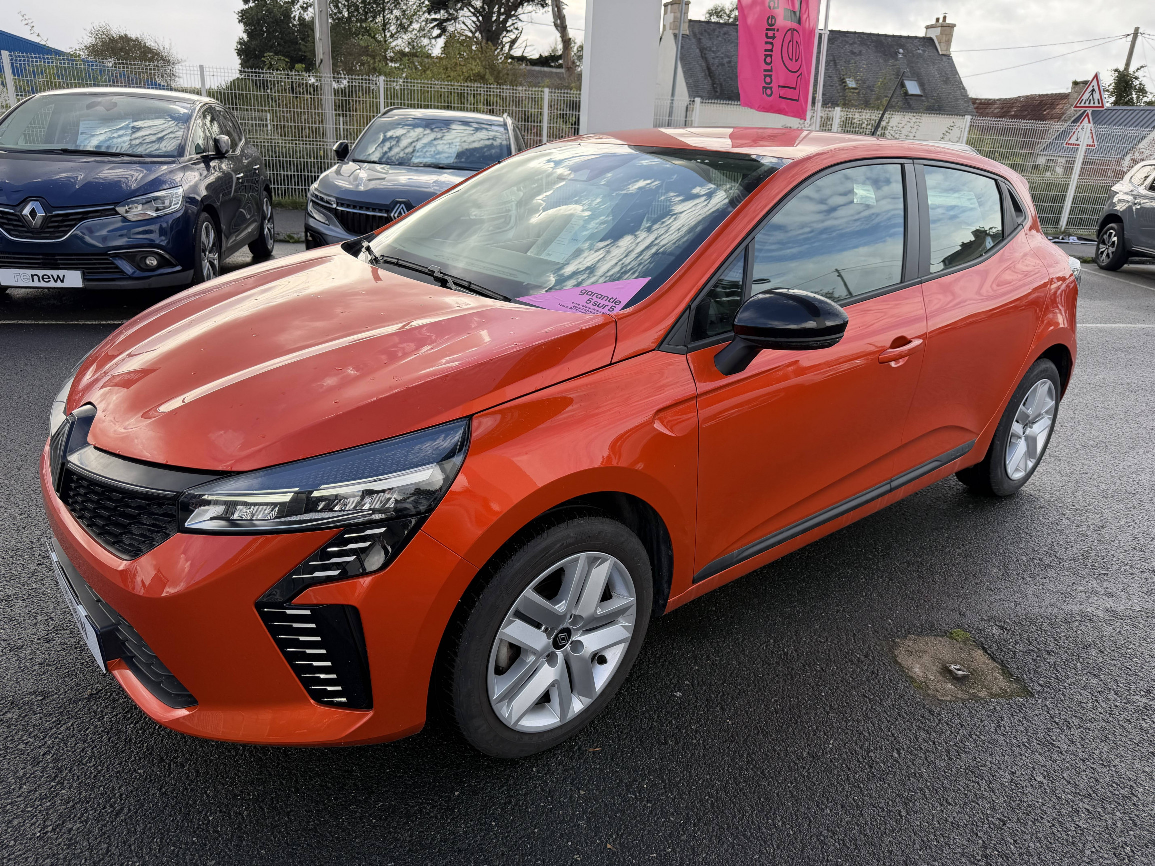 Vente en ligne Renault Clio 5 Clio dCi 100 au prix de 15 490 €