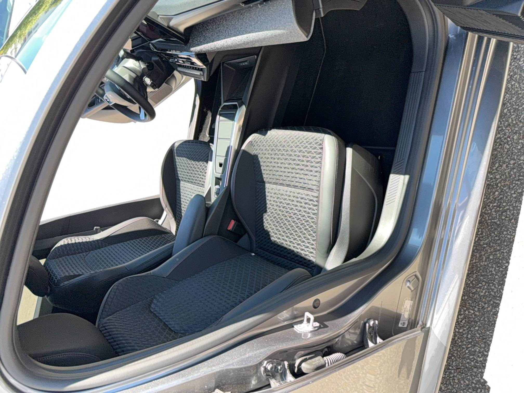 Vente en ligne Renault Clio 6 Clio E-Tech full hybrid 160 ch au prix de 25 990 €