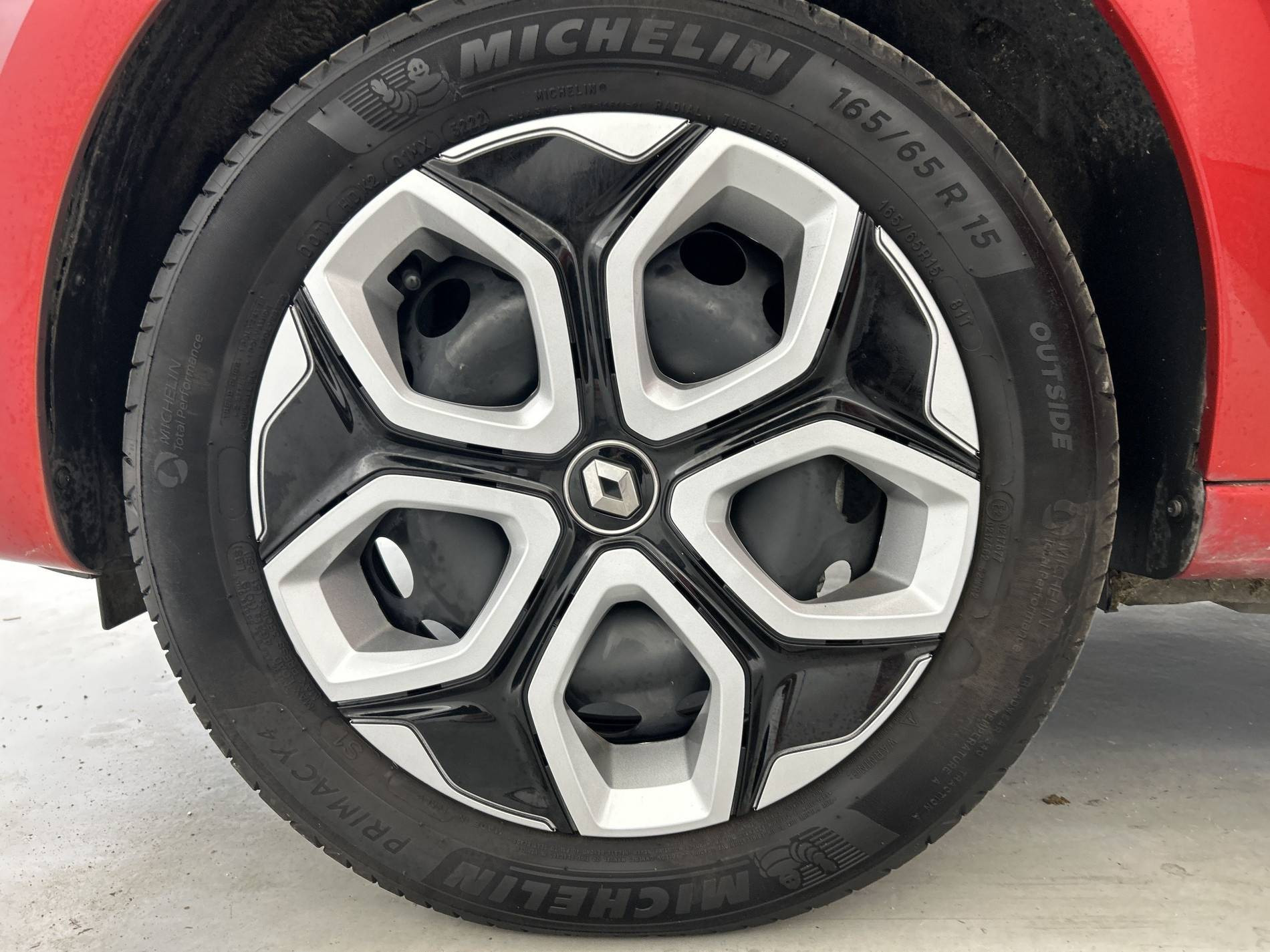 Vente en ligne Renault Twingo Electrique Twingo III E-Tech au prix de 10 490 €