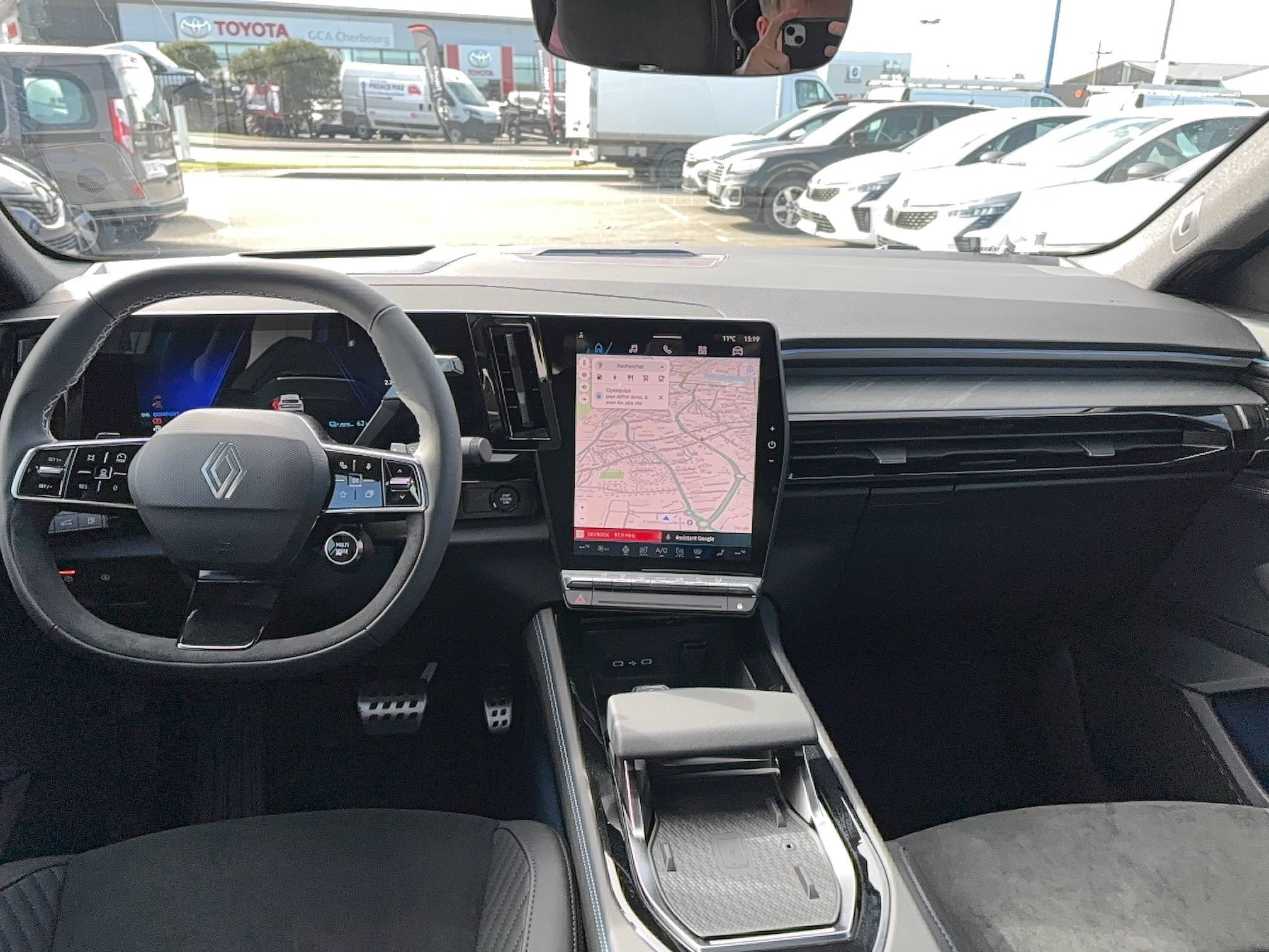 Vente en ligne Renault Rafale  hyper hybrid E-Tech 300 ch 4x4 au prix de 59 900 €