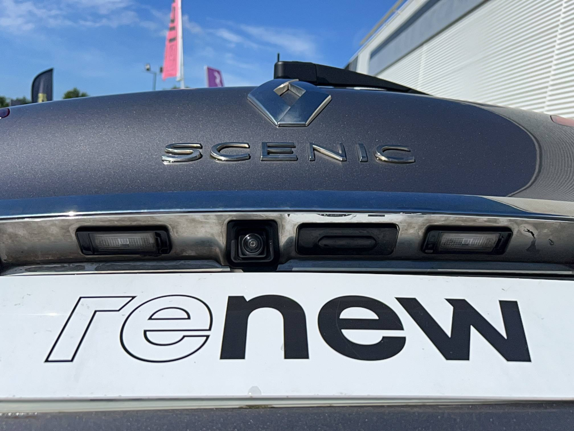 Vente en ligne Renault Scenic 4 Scenic TCe 140 FAP au prix de 15 590 €
