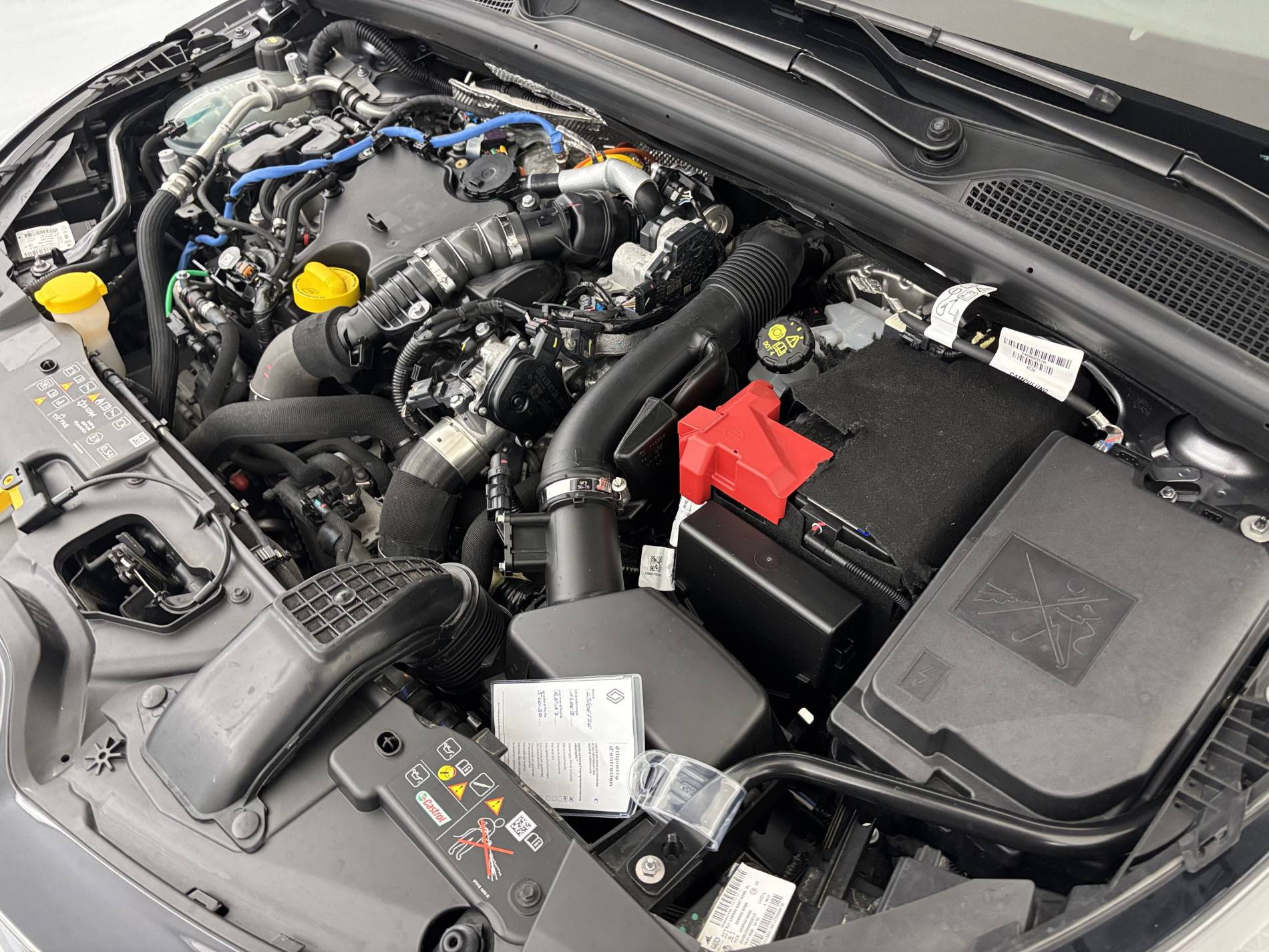 Vente en ligne Renault Clio 5 Clio Blue dCi 100 ch GSR2 au prix de 18 191 €