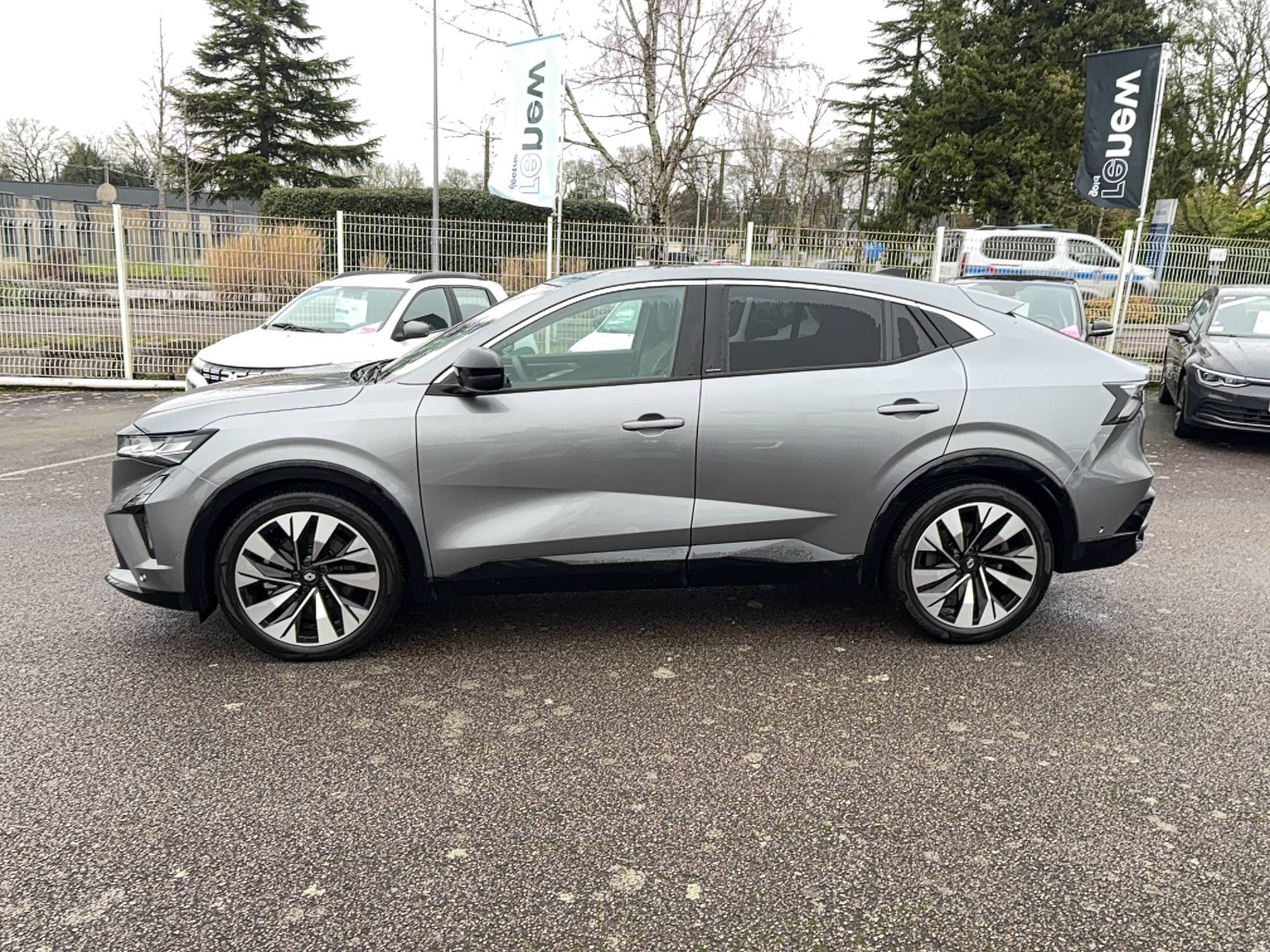 Vente en ligne Renault Rafale  E-Tech full hybrid 200ch au prix de 41 290 €