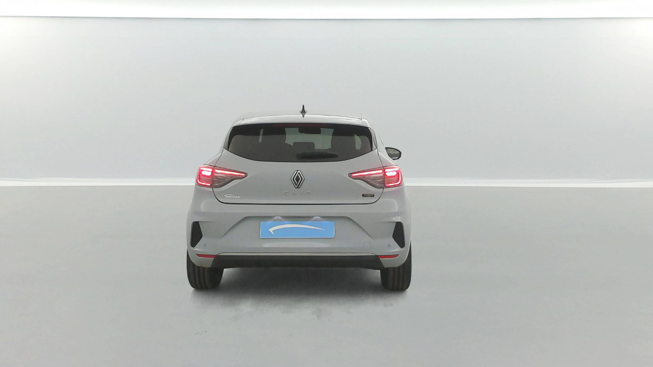 Vente en ligne Renault Clio 5 Clio E-Tech full hybrid 145 au prix de 18 700 €