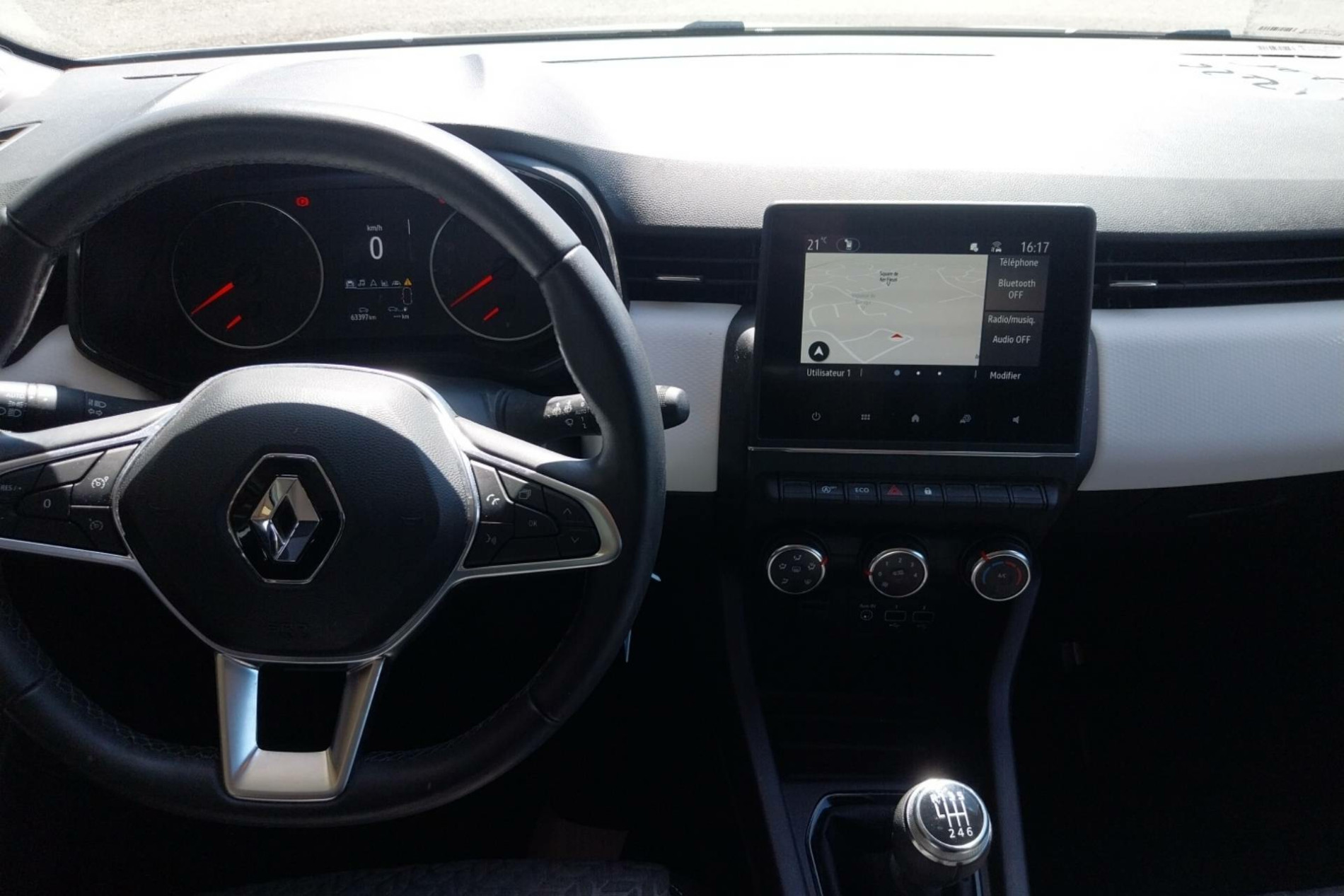 Vente en ligne Renault Clio 5 Clio TCe 90 au prix de 13 990 €