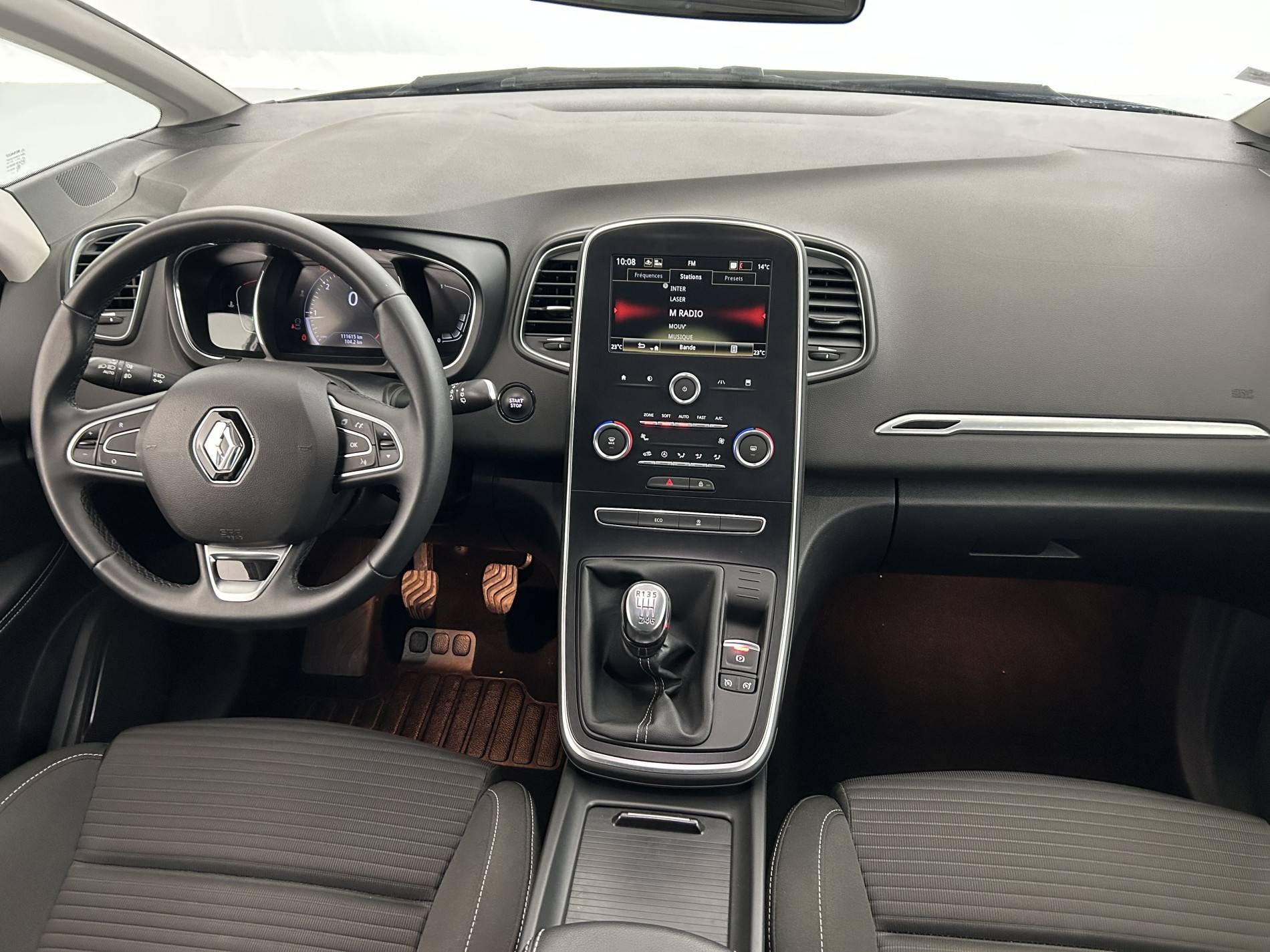 Vente en ligne Renault Scenic 4 Scenic Blue dCi 120 - 21 au prix de 13 990 €