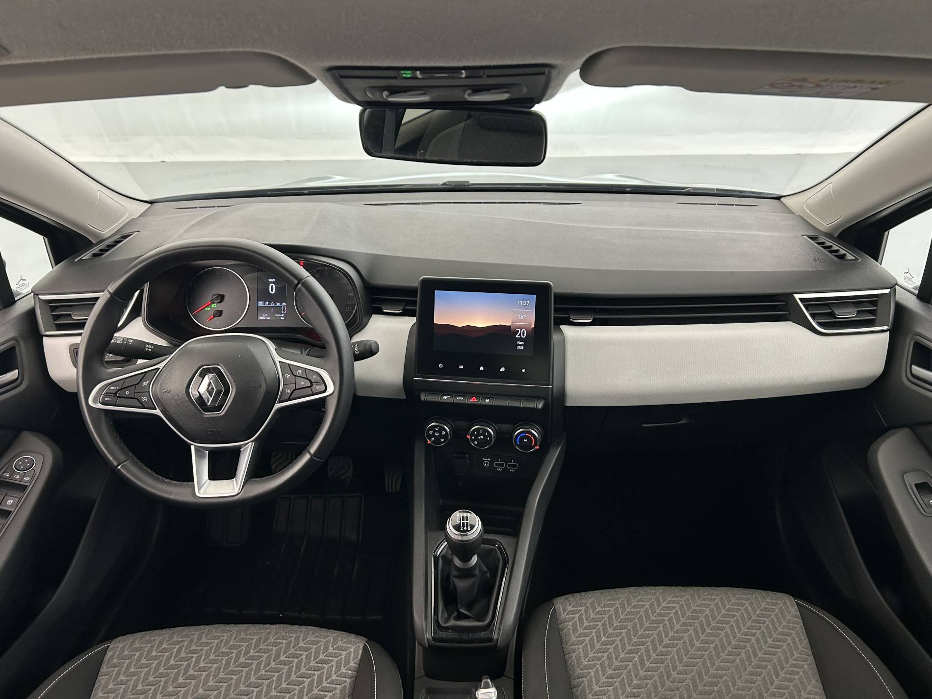 Vente en ligne Renault Clio 5 Clio TCe 90 au prix de 13 790 €