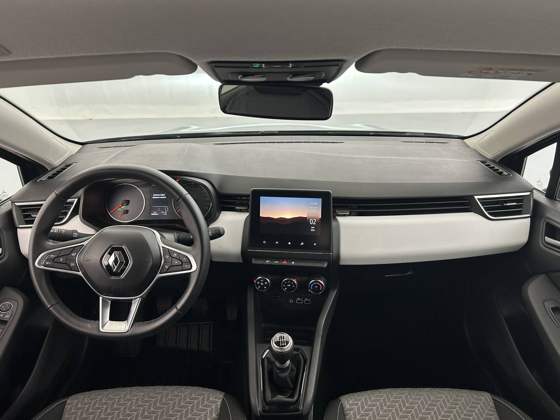 Vente en ligne Renault Clio 5 Clio TCe 90 au prix de 14 290 €