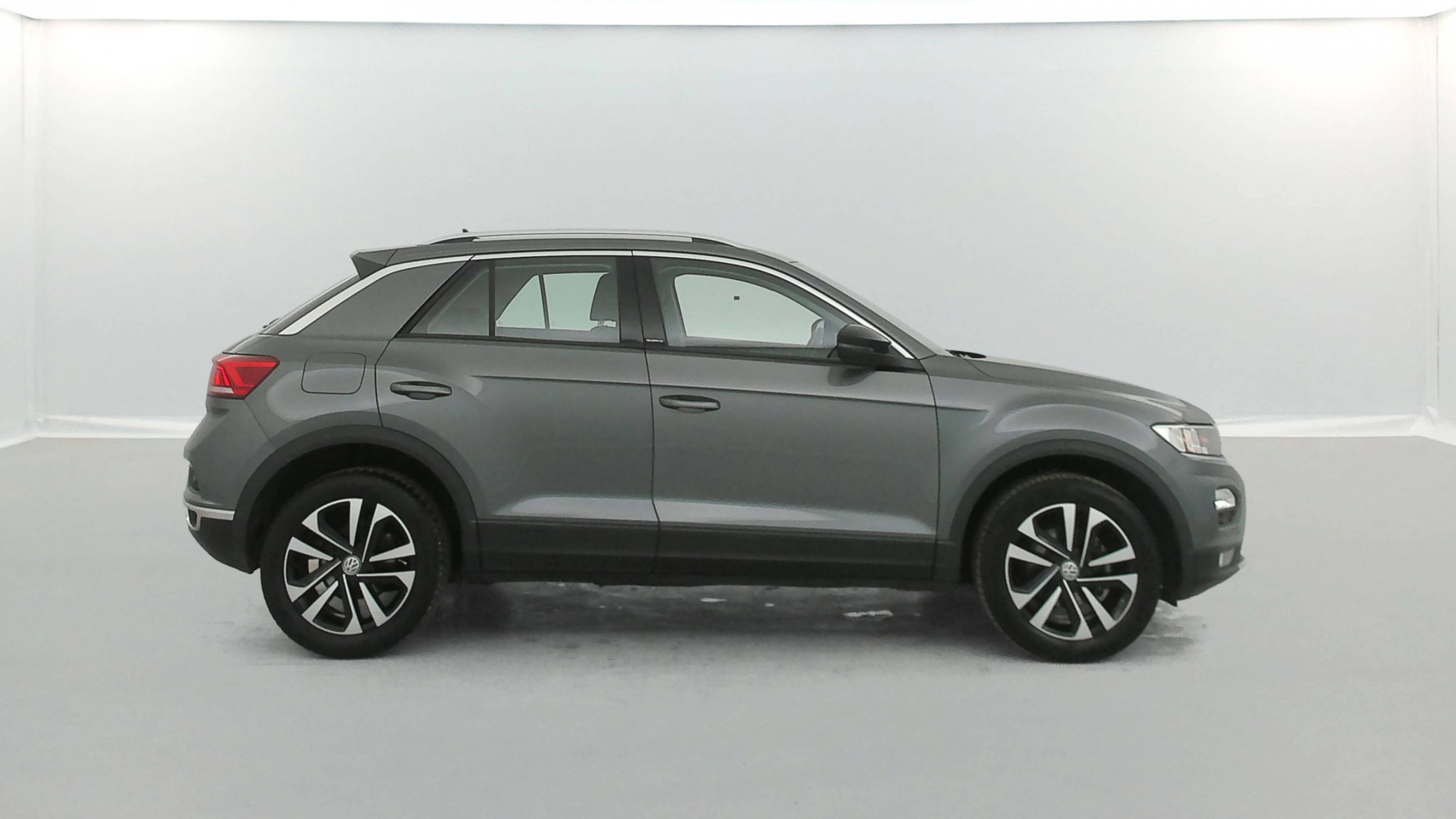 Vente en ligne Volkswagen T-Roc  1.0 TSI 115 Start/Stop BVM6 au prix de 17 990 €