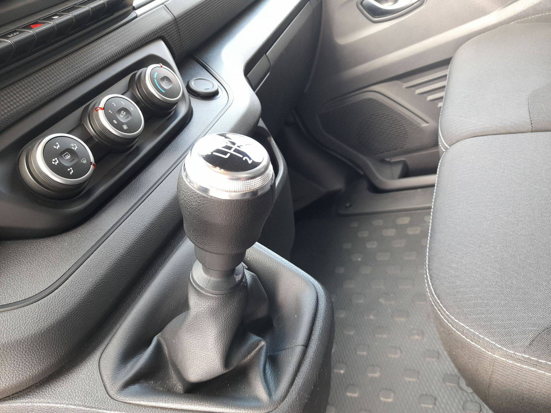 Vente en ligne Renault Trafic 3 Fourgon TRAFIC FGN L1H1 2800 KG BLUE DCI 130 au prix de 18 590 €