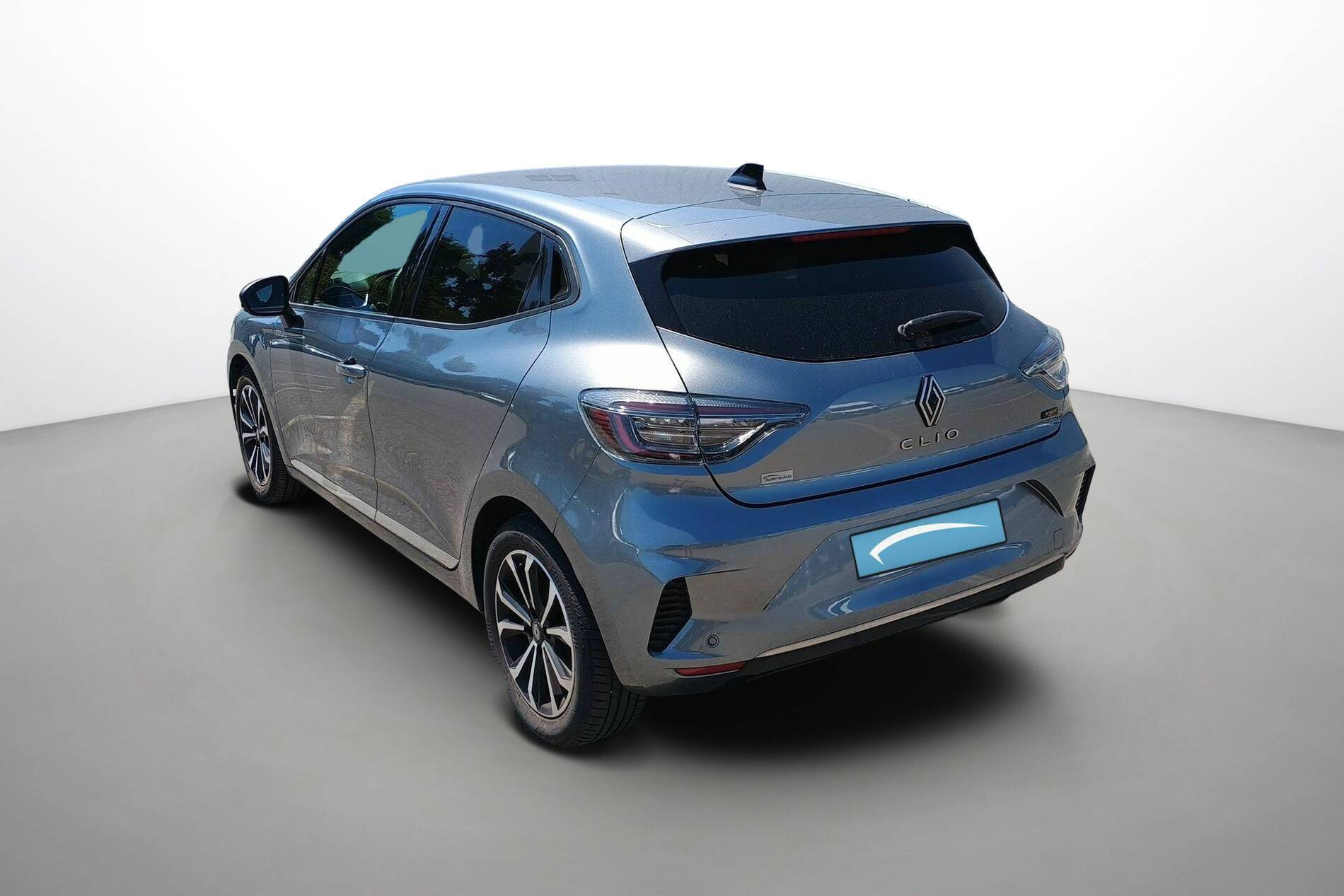 Vente en ligne Renault Clio 5 Clio E-Tech full hybrid 145 au prix de 18 300 €