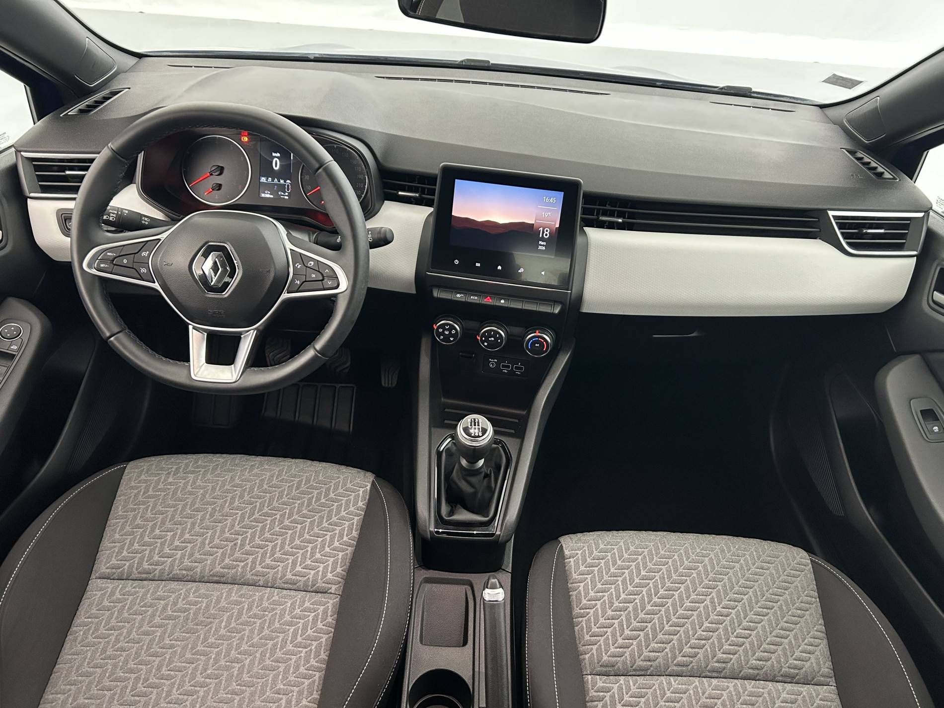 Vente en ligne Renault Clio 5 Clio TCe 90 - 21N au prix de 14 290 €