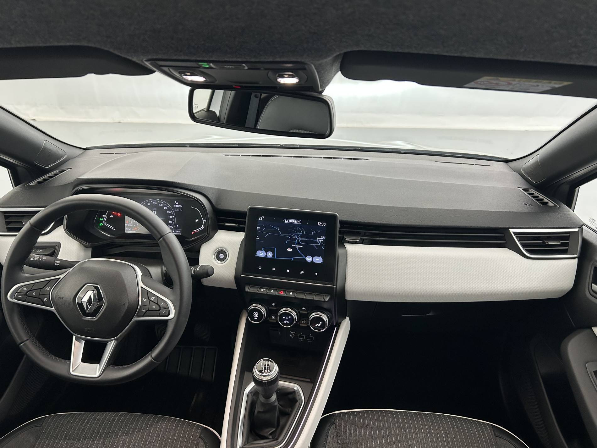 Vente en ligne Renault Clio 5 Clio TCe 90 au prix de 14 990 €