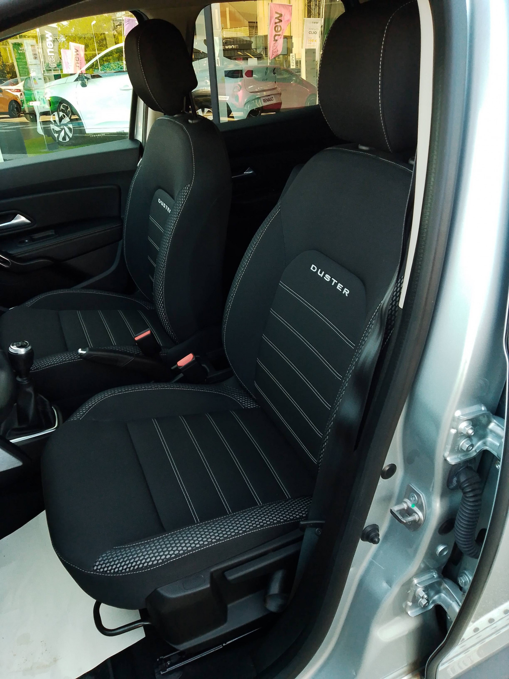 Vente en ligne Dacia Duster  ECO-G 100 4x2 au prix de 15 990 €