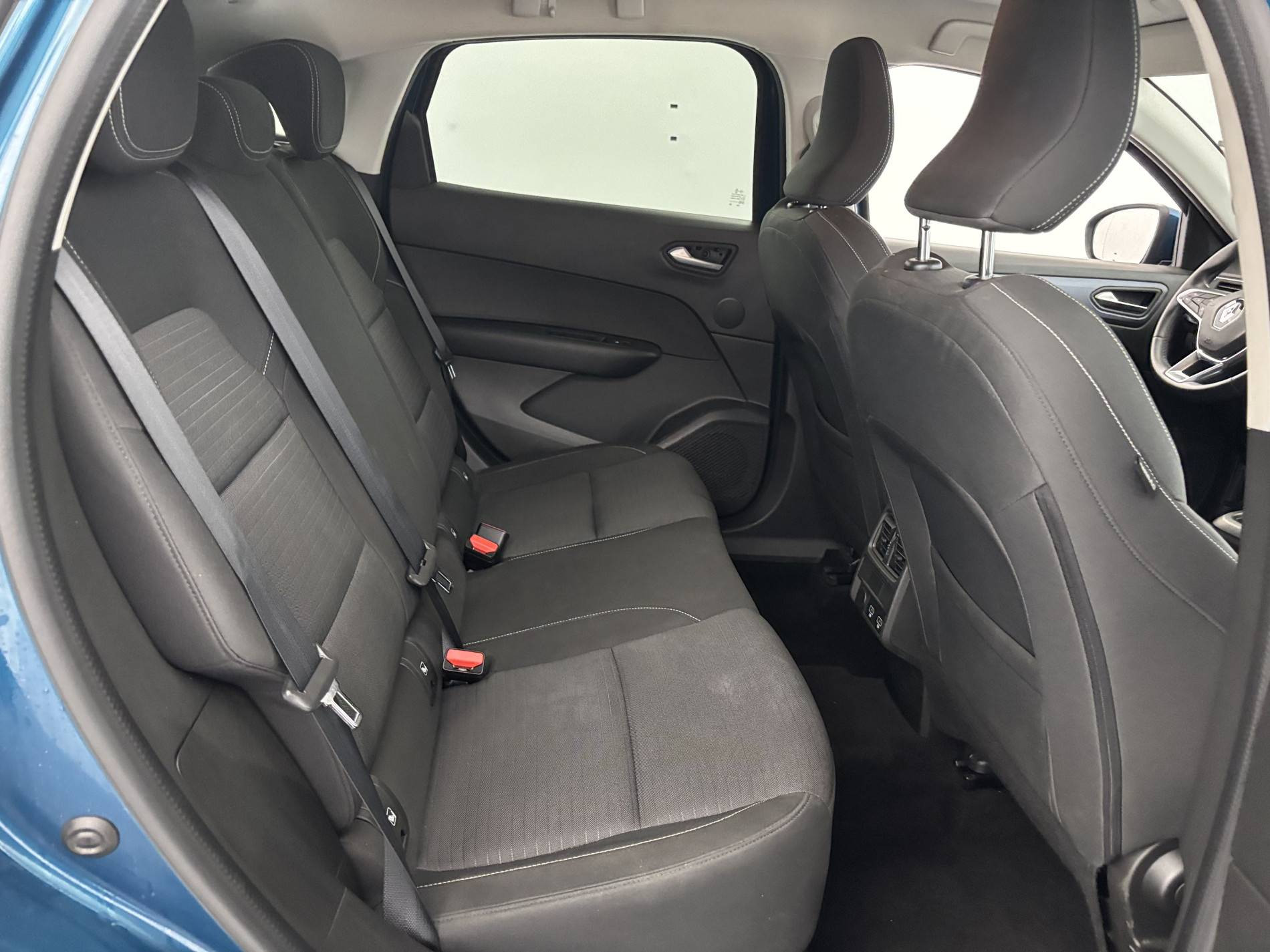 Vente en ligne Renault Arkana  mild hybrid 140 EDC FAP - 22 au prix de 18 250 €