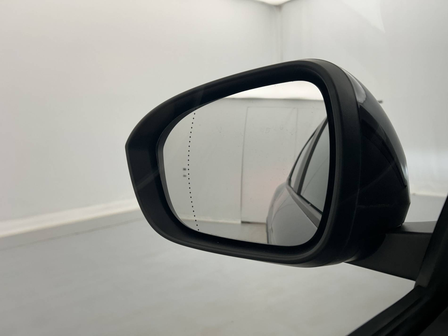 Vente en ligne Renault Megane E-Tech  EV40 130ch standard charge au prix de 19 890 €