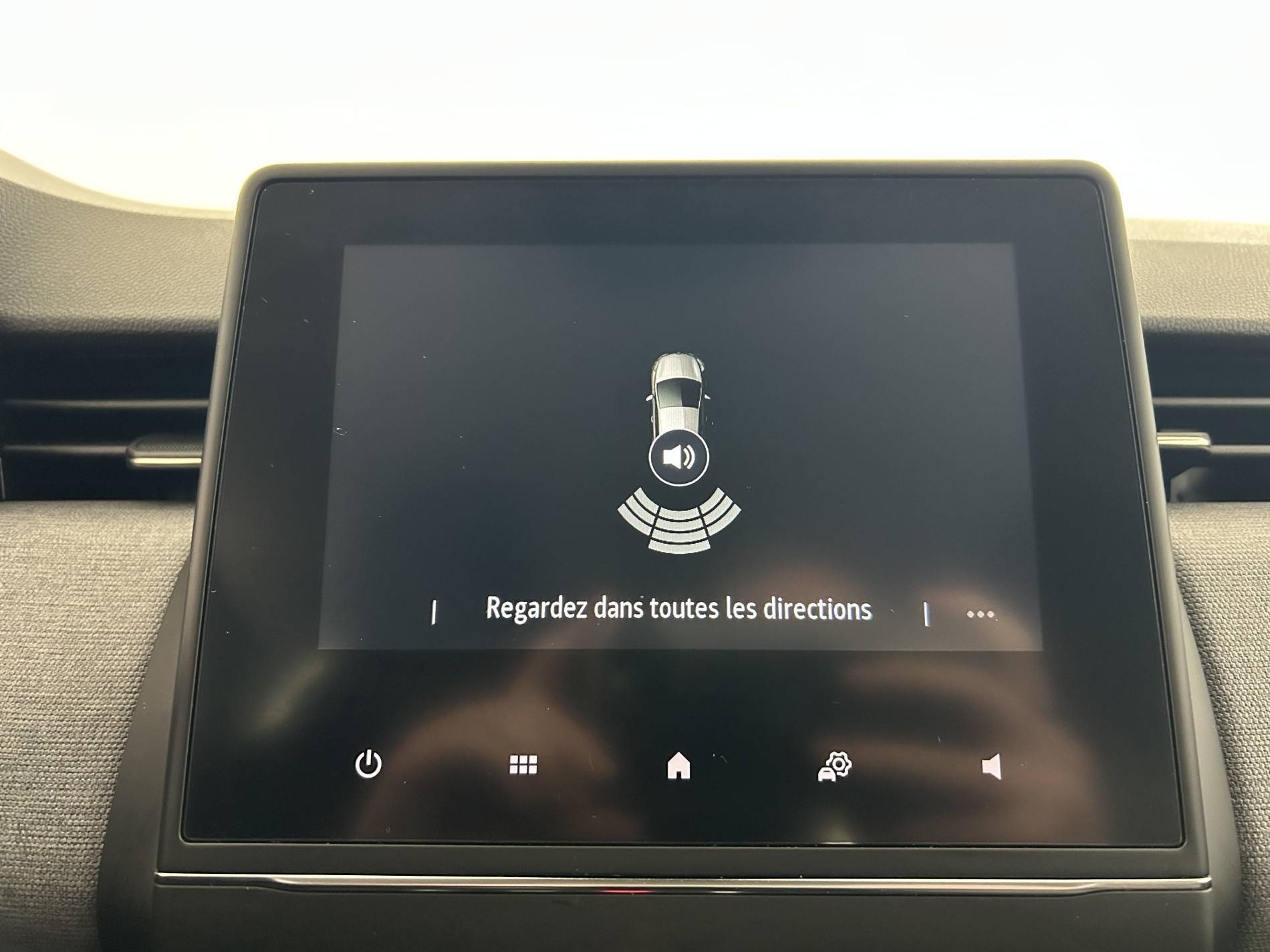 Vente en ligne Renault Clio 5 Clio TCe 90 au prix de 15 990 €