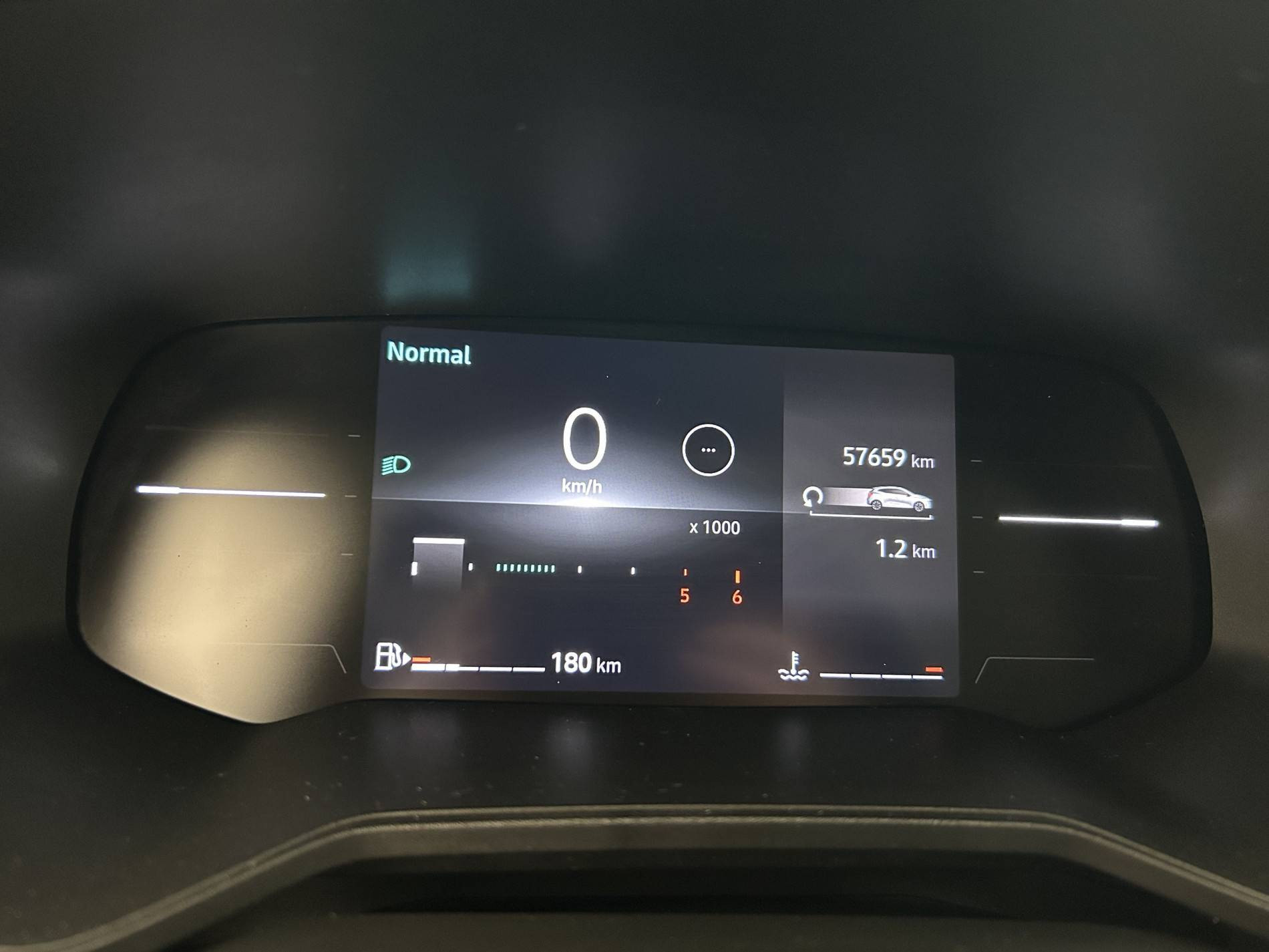 Vente en ligne Renault Clio 5 Clio Blue dCi 100 ch GSR2 au prix de 15 890 €