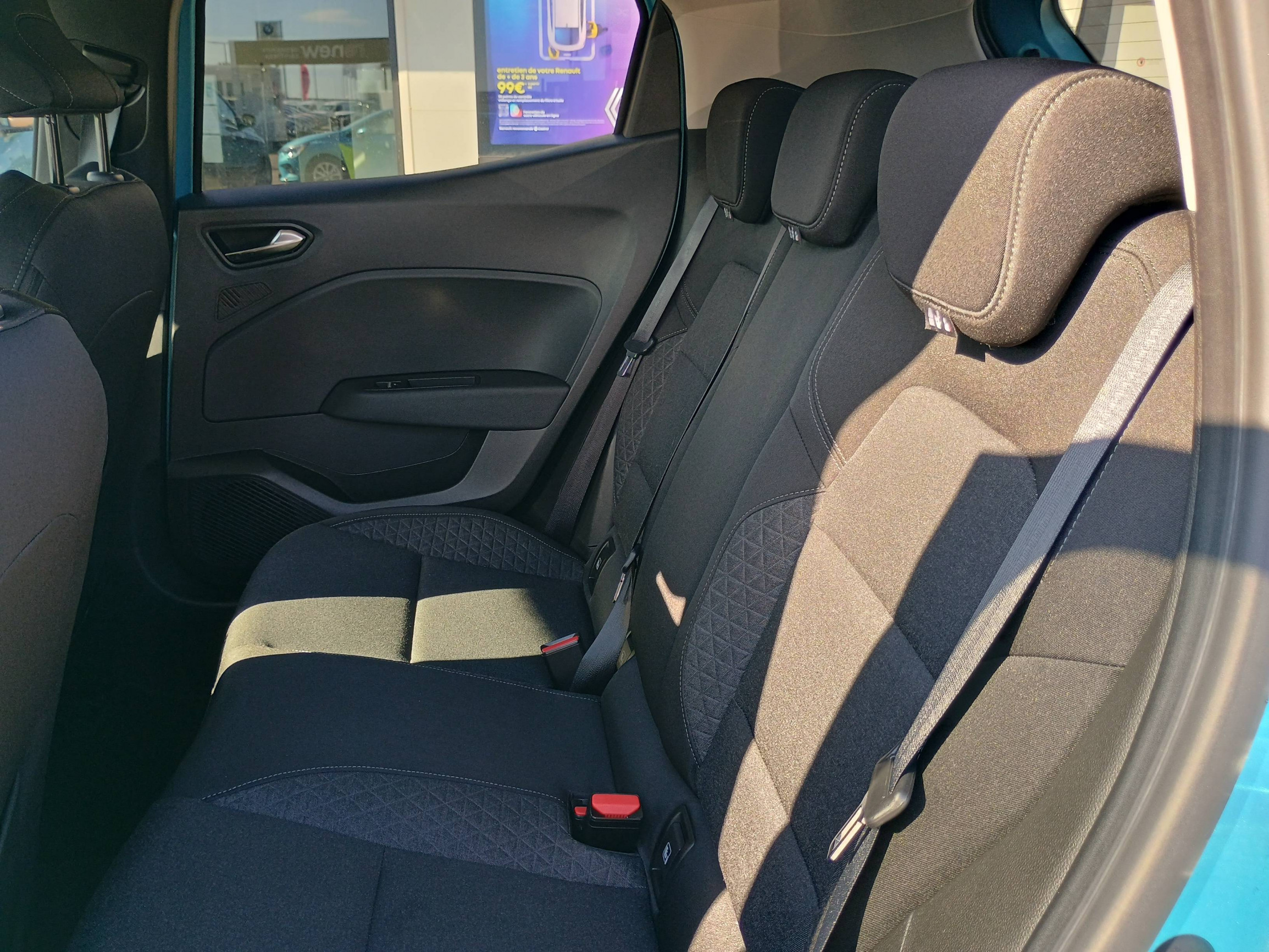 Vente en ligne Renault Clio 5 Clio SCe 65 au prix de 12 390 €