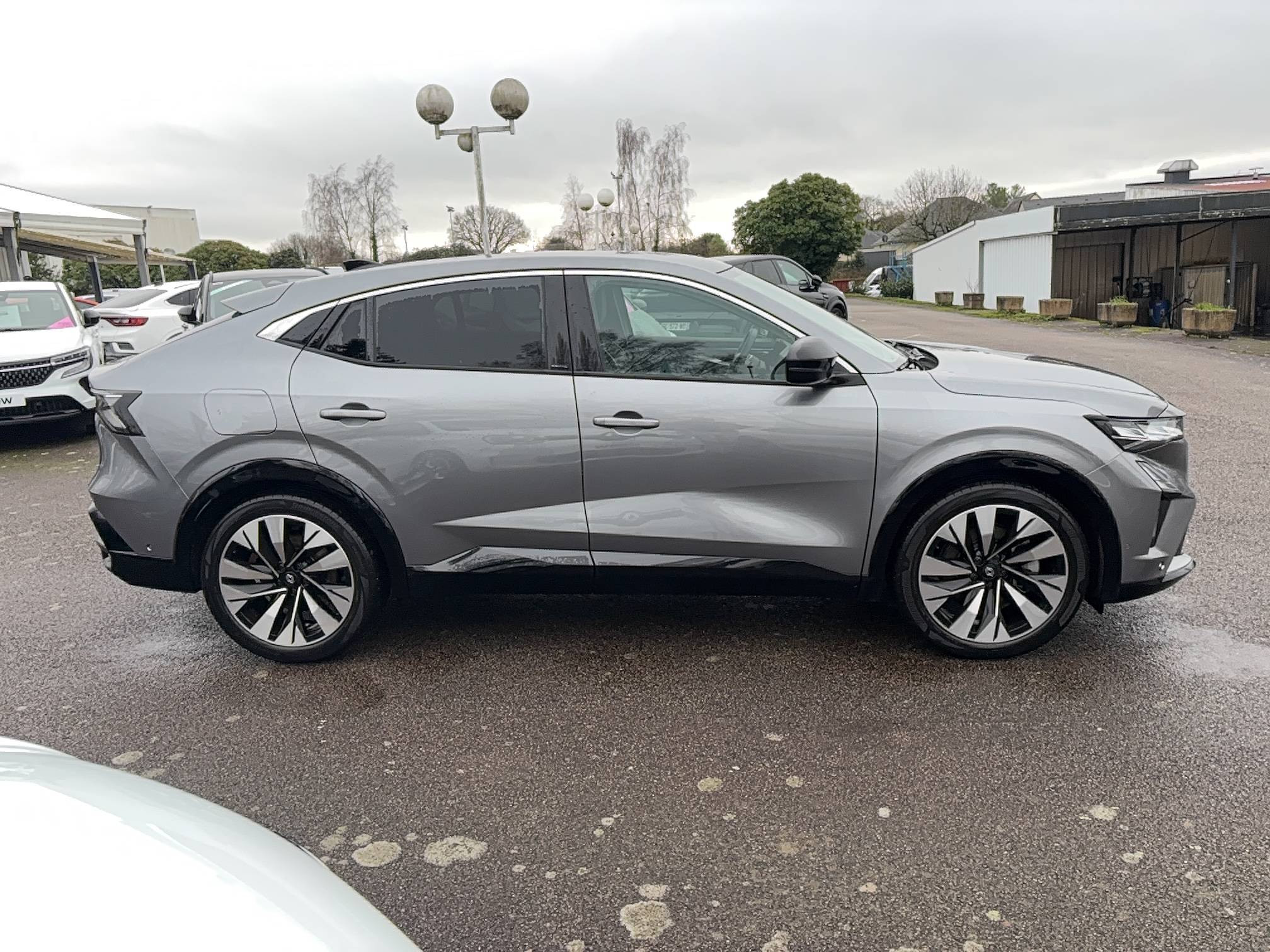 Vente en ligne Renault Rafale  E-Tech full hybrid 200ch au prix de 41 290 €