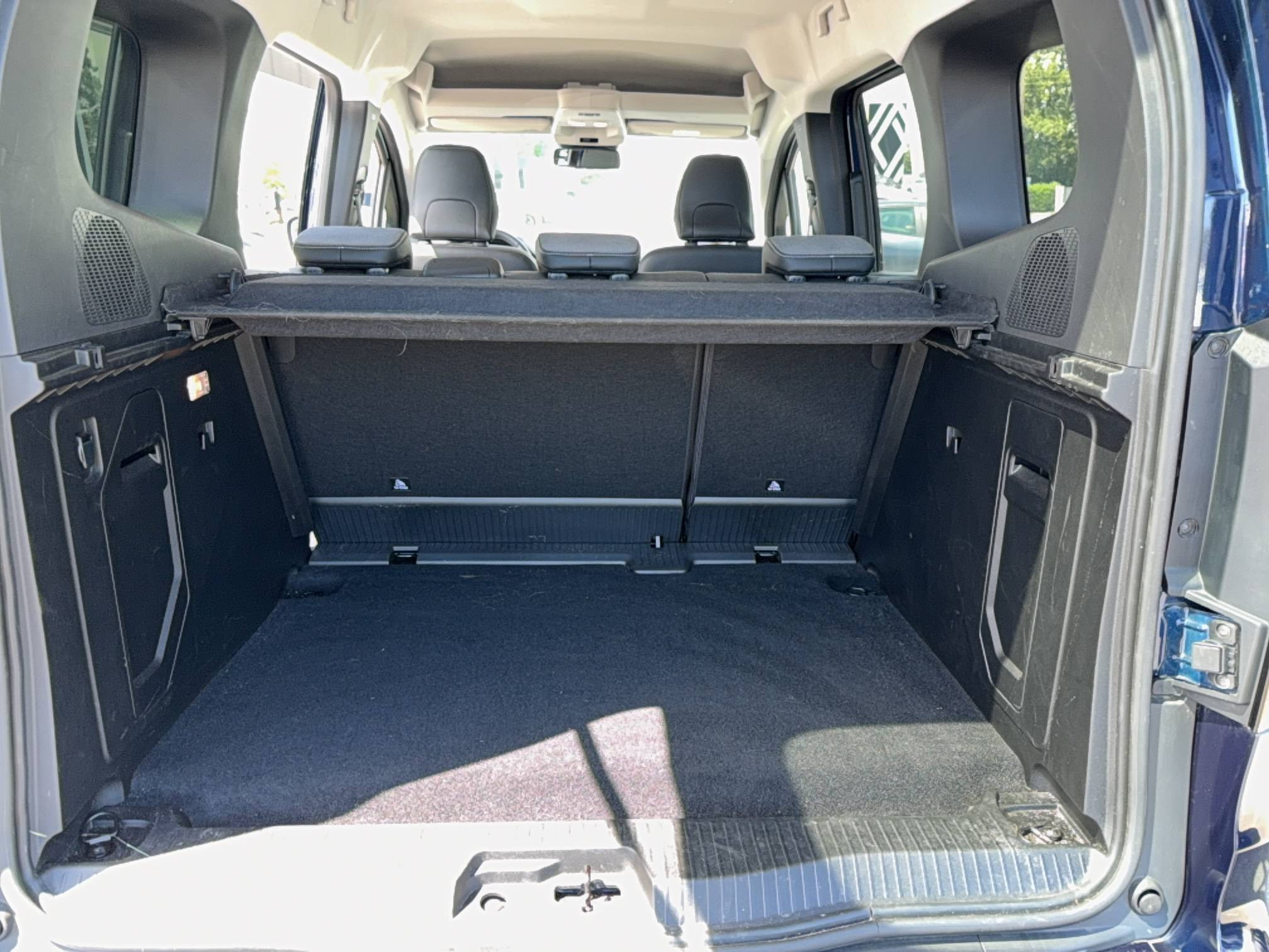 Vente en ligne Renault Kangoo  Blue dCi 95 au prix de 25 490 €