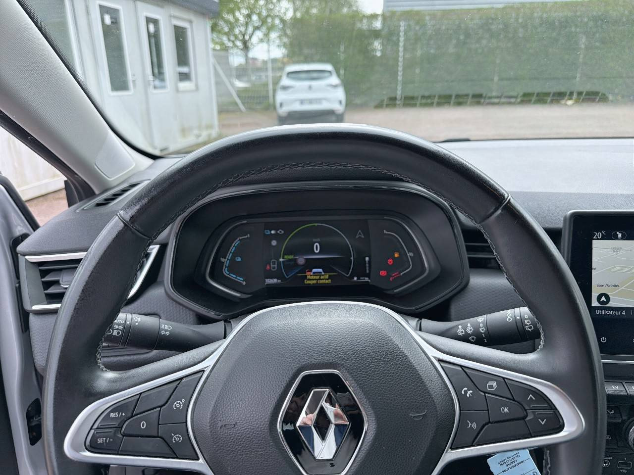 Vente en ligne Renault Clio 5 Clio E-Tech 140 - 21 au prix de 13 490 €