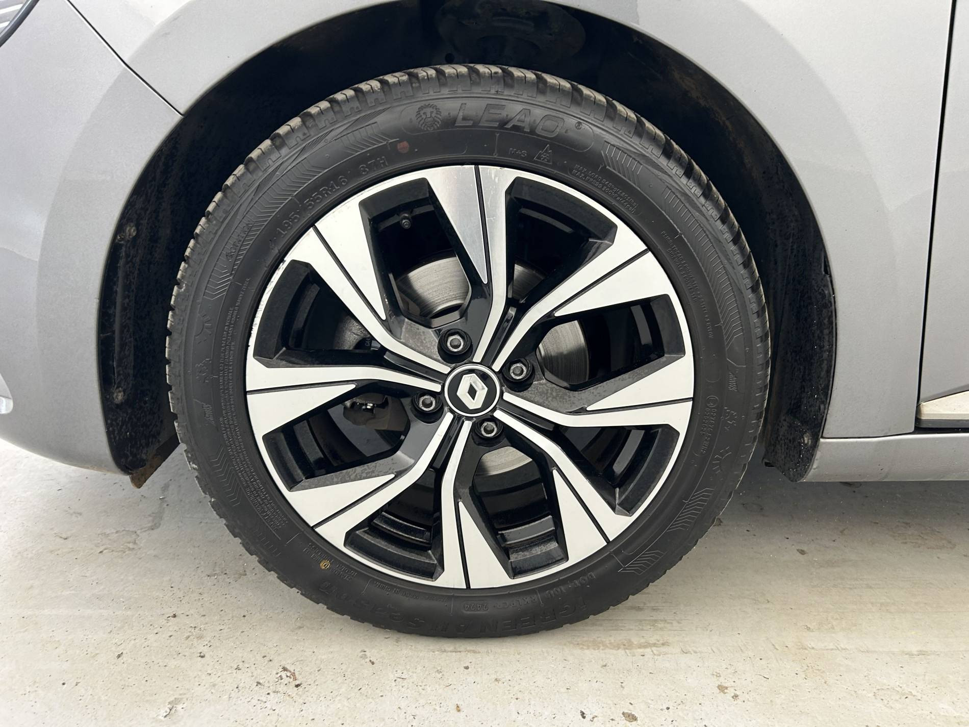 Vente en ligne Renault Clio 5 Clio TCe 90 au prix de 14 490 €