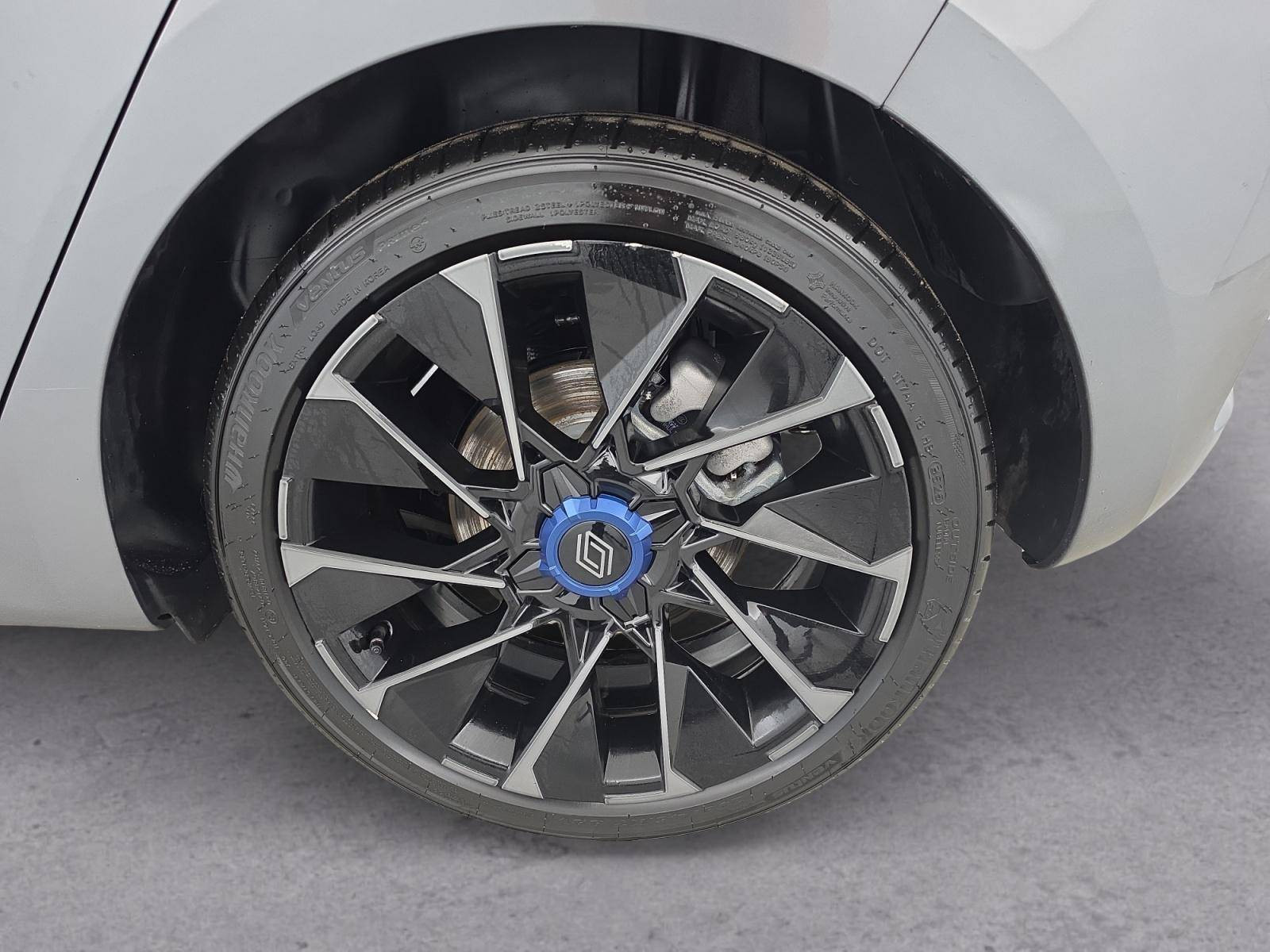 Vente en ligne Renault Clio 5 Clio E-Tech full hybrid 145 ch GSR2 au prix de 21 390 €