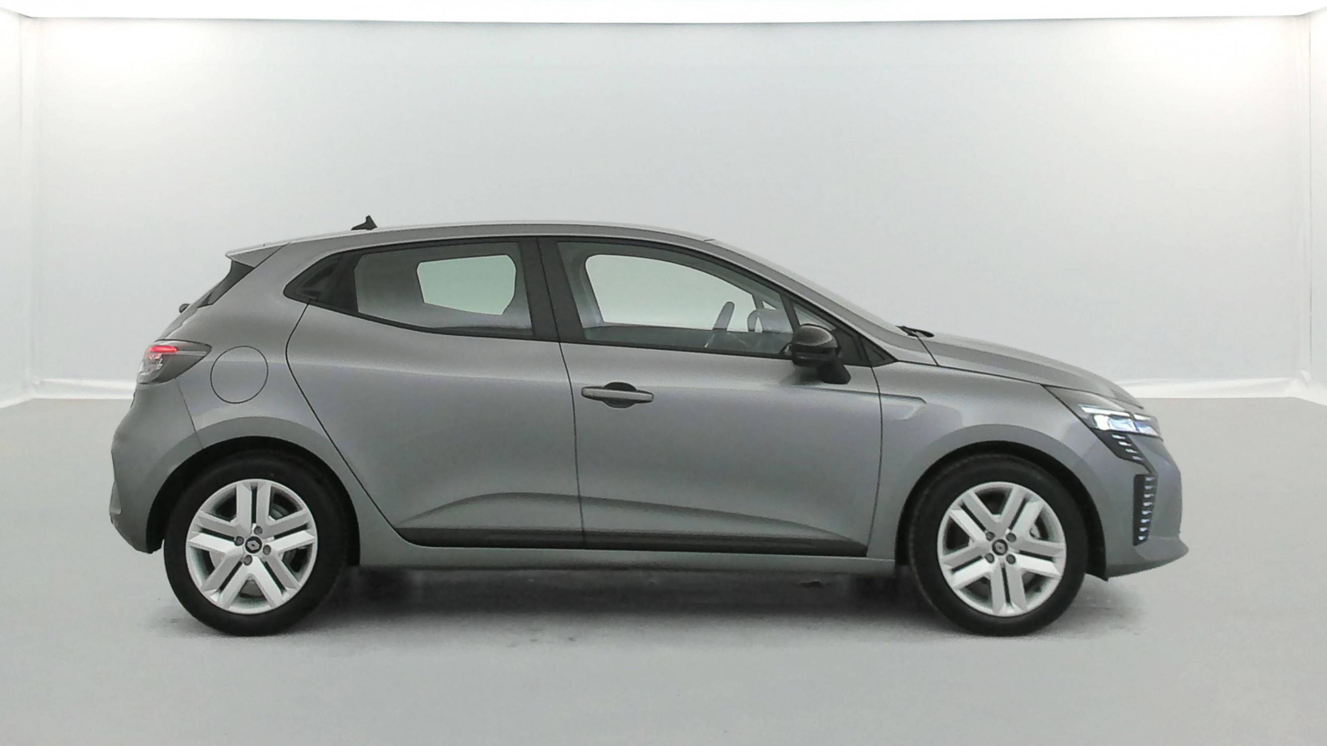 Vente en ligne Renault Clio 5 Clio E-Tech full hybrid 145 ch GSR2 au prix de 19 990 €