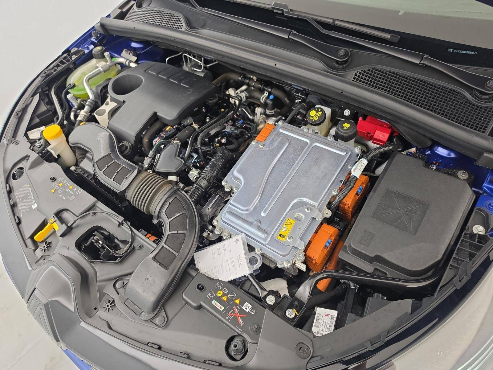 Vente en ligne Renault Clio 5 Clio E-Tech full hybrid 145 au prix de 21 500 €
