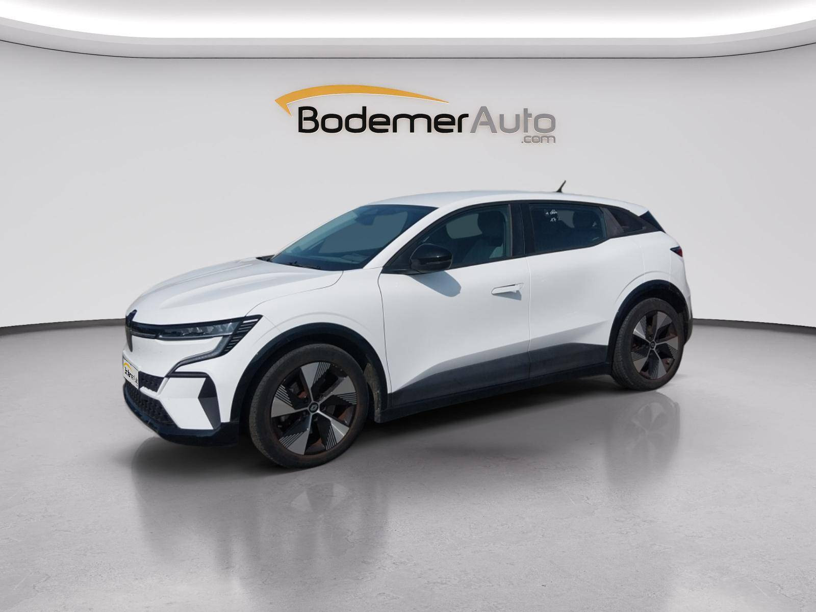 Renault Megane E-Tech  EV40 130ch standard charge occasion de 2022 en vente à Brest