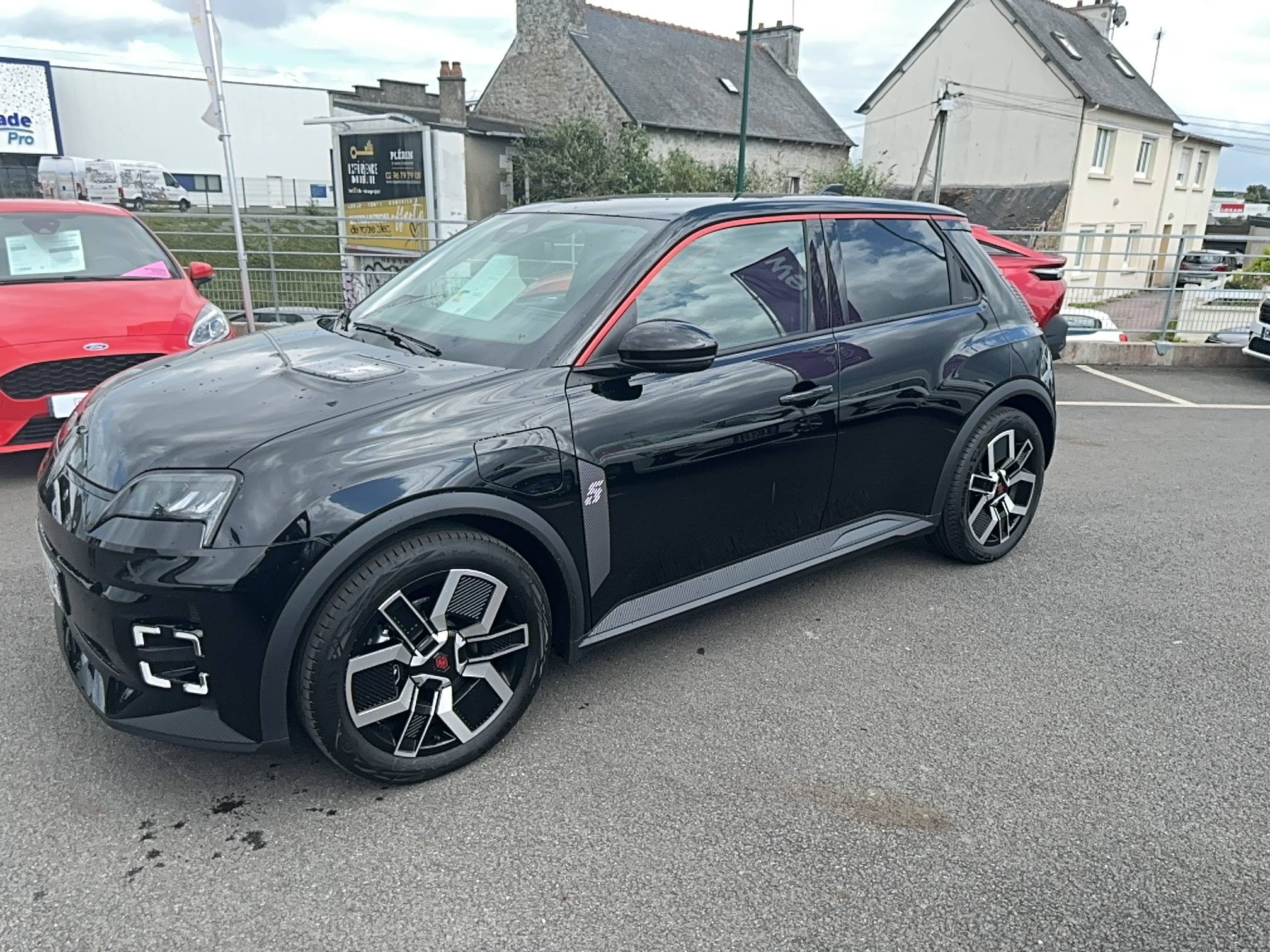 Renault R5 E-Tech  120 ch autonomie urbaine occasion de 2026 en vente à Saint-Brieuc