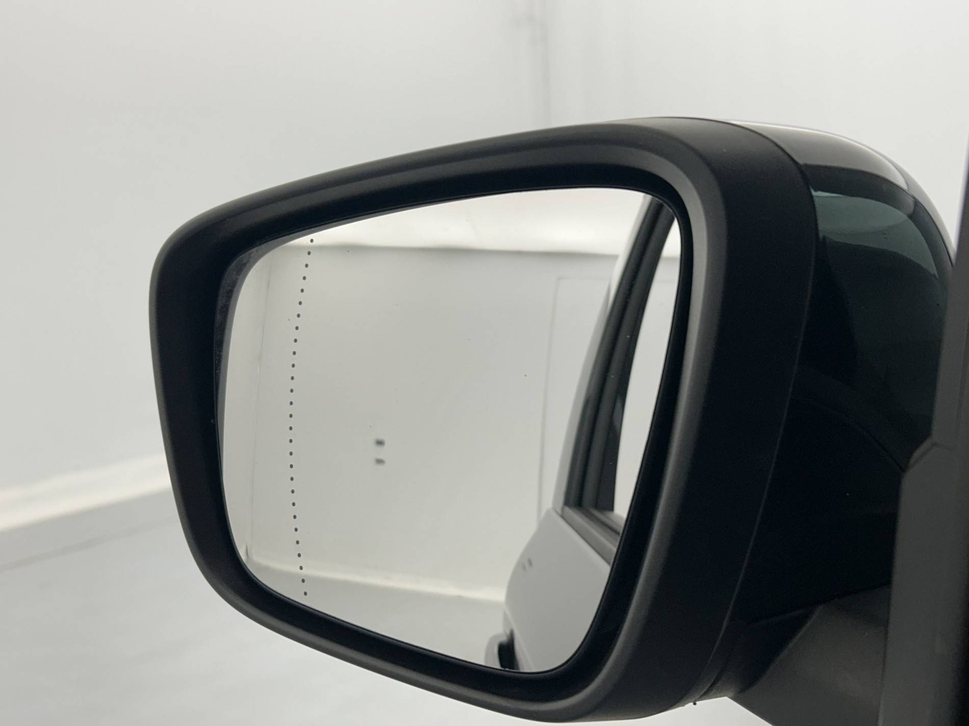 Vente en ligne Renault Kangoo  Blue dCi 95 au prix de 23 990 €