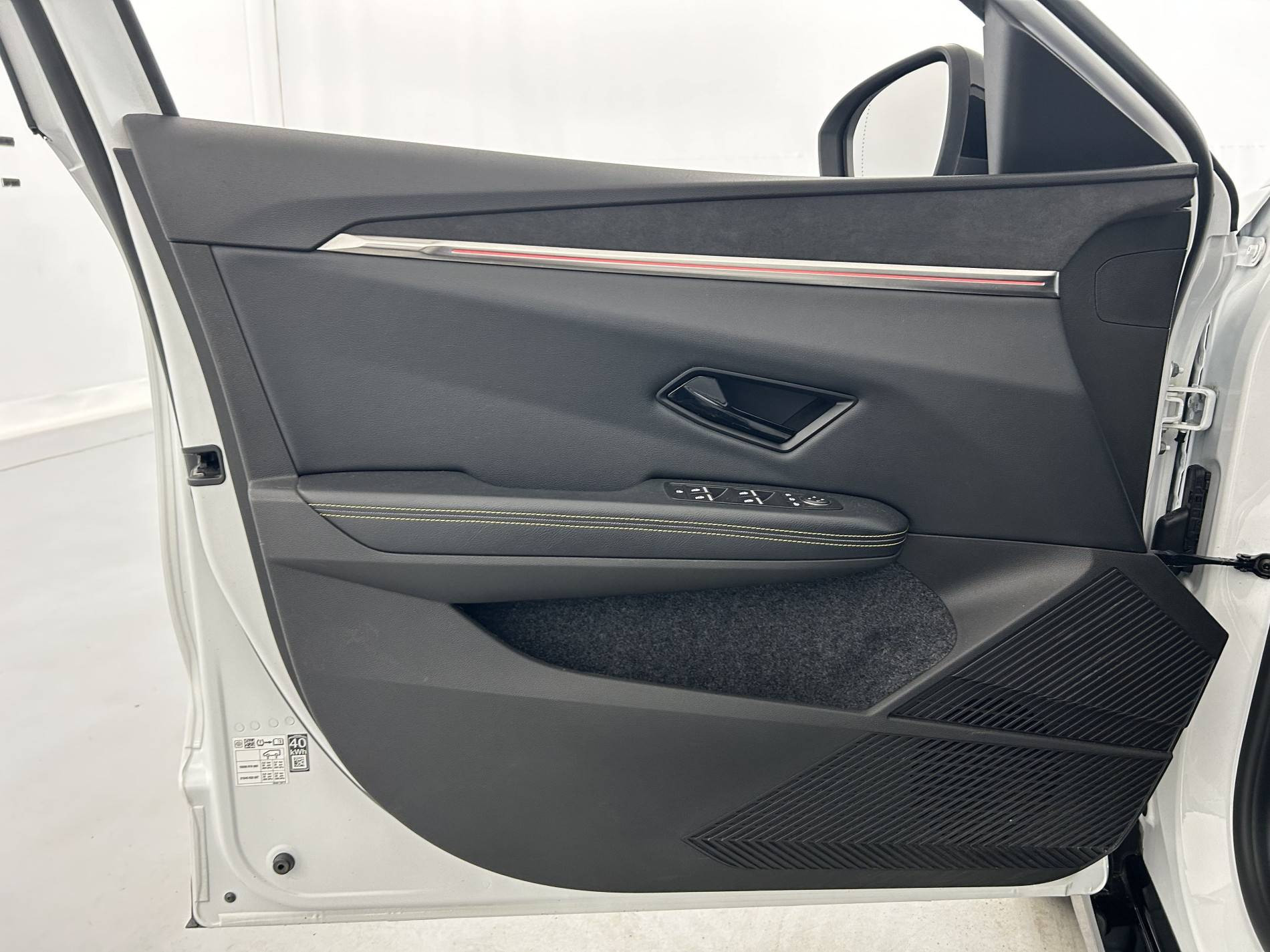 Vente en ligne Renault Megane E-Tech  EV40 130ch standard charge au prix de 18 990 €