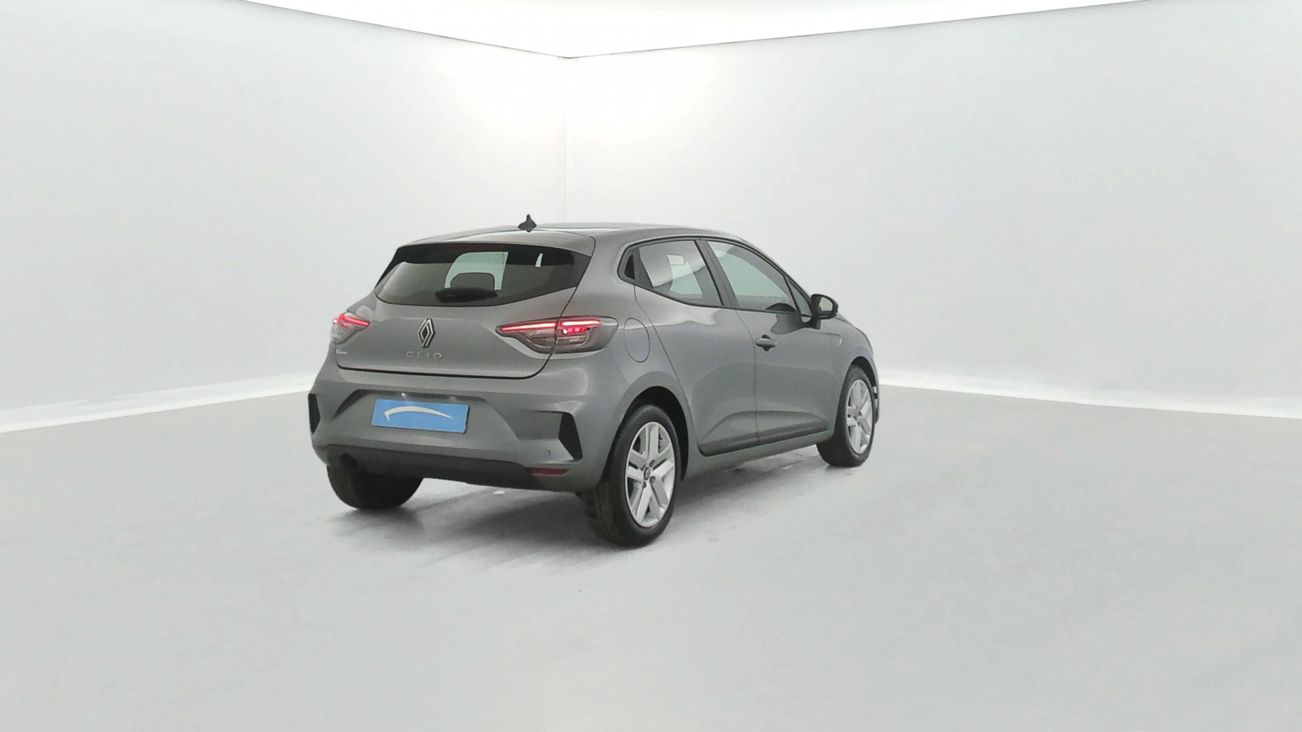Vente en ligne Renault Clio 5 Clio Blue dCi 100 ch GSR2 au prix de 18 191 €